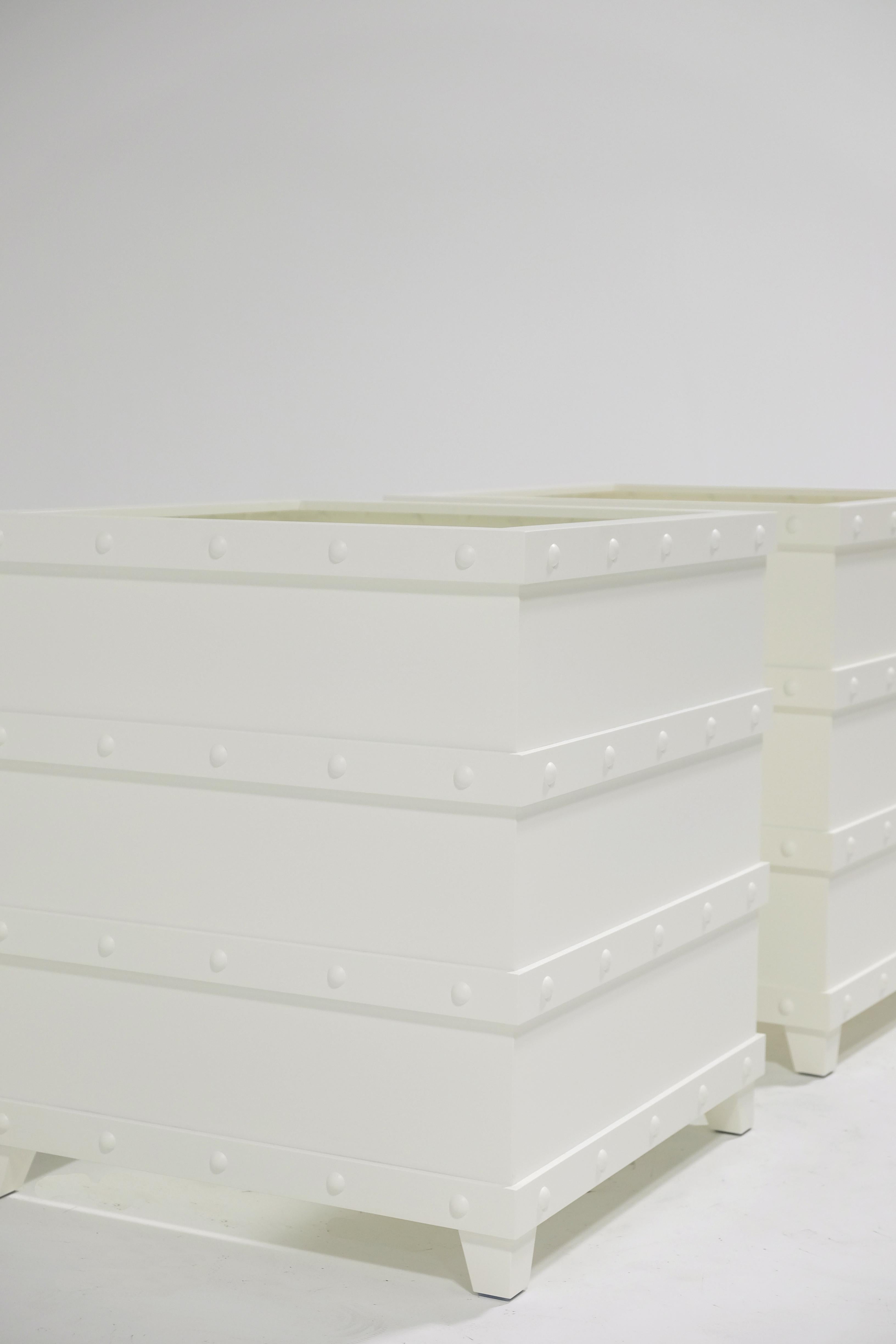 Powder-Coated McKinnon and Harris Pair of Inverlussa Palm Boxes with Rivets in Classic White