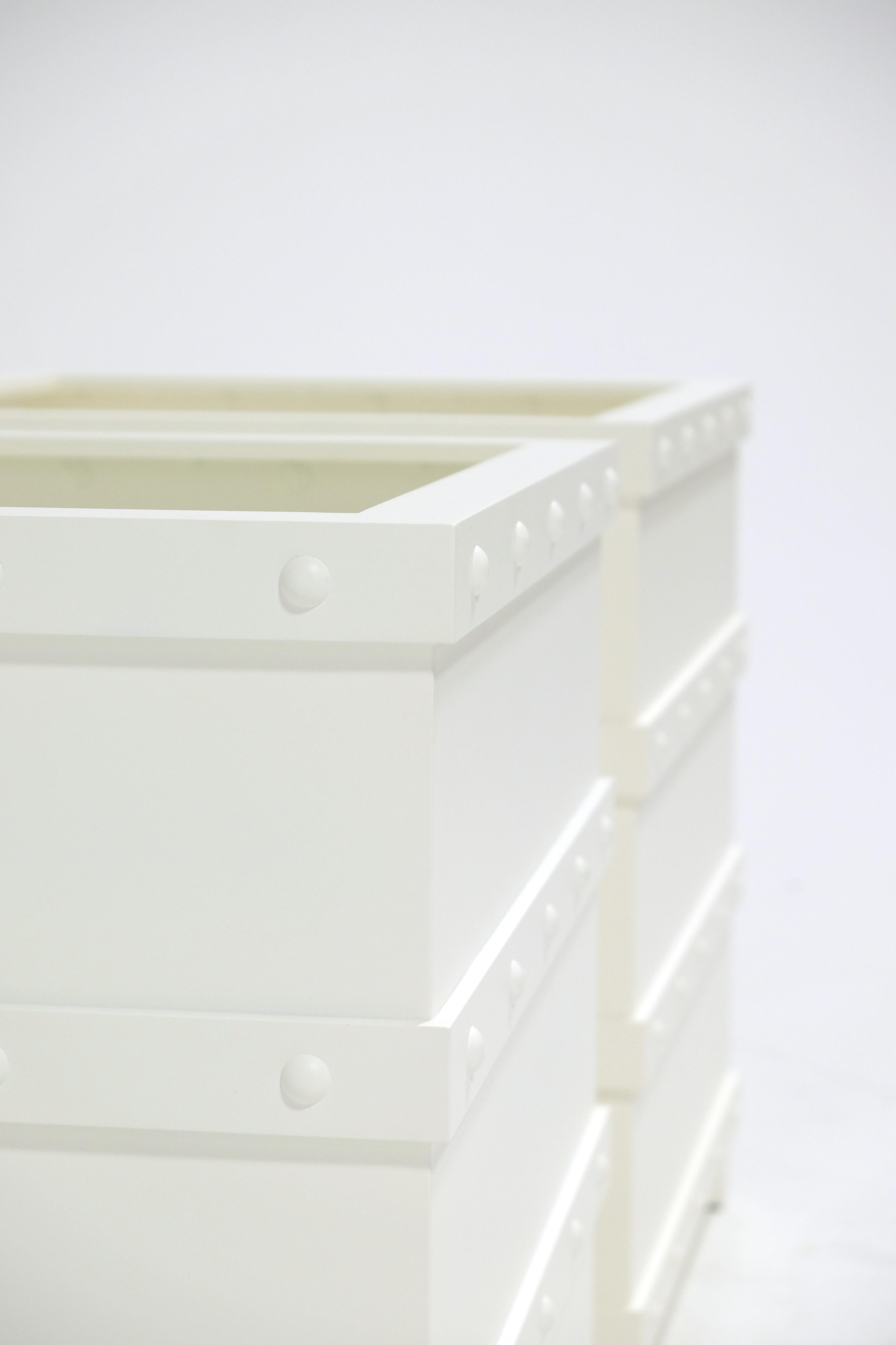 Powder-Coated Pair of Inverlussa Outdoor Garden Palm Boxes/Planters by Mckinnon and Harris 