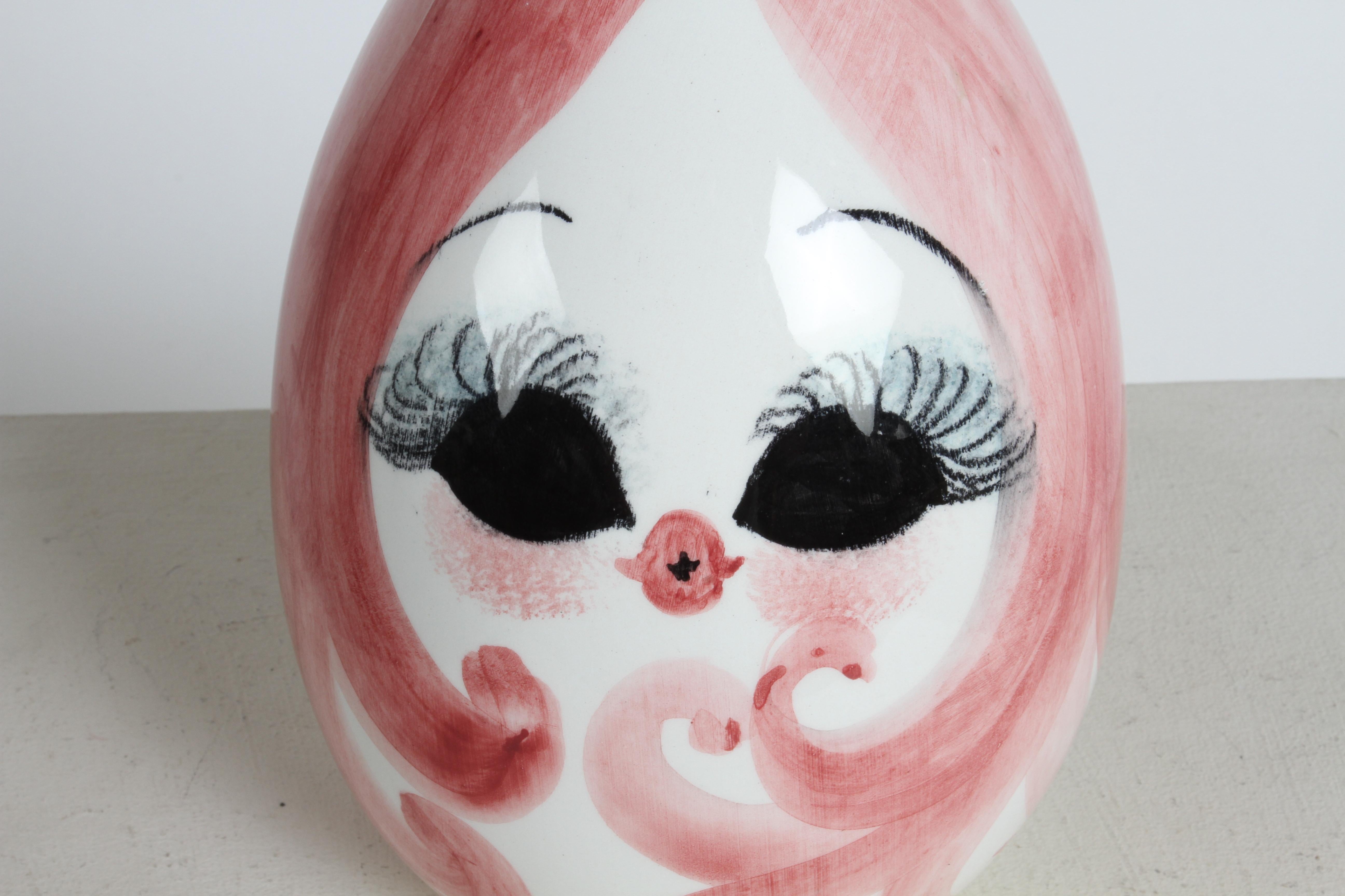 Tête féminine peinte à la main sur socle en céramique en forme d'œuf, MCM, années 1960  en vente 2
