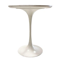 MCM 20" Tall Tulip Side Table by Eero Saarinen for Knoll W/ Walnut Laminate Top