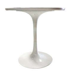 MCM 22" Tall Tulip Side Table by Eero Saarinen for Knoll W/ Walnut Laminate Top
