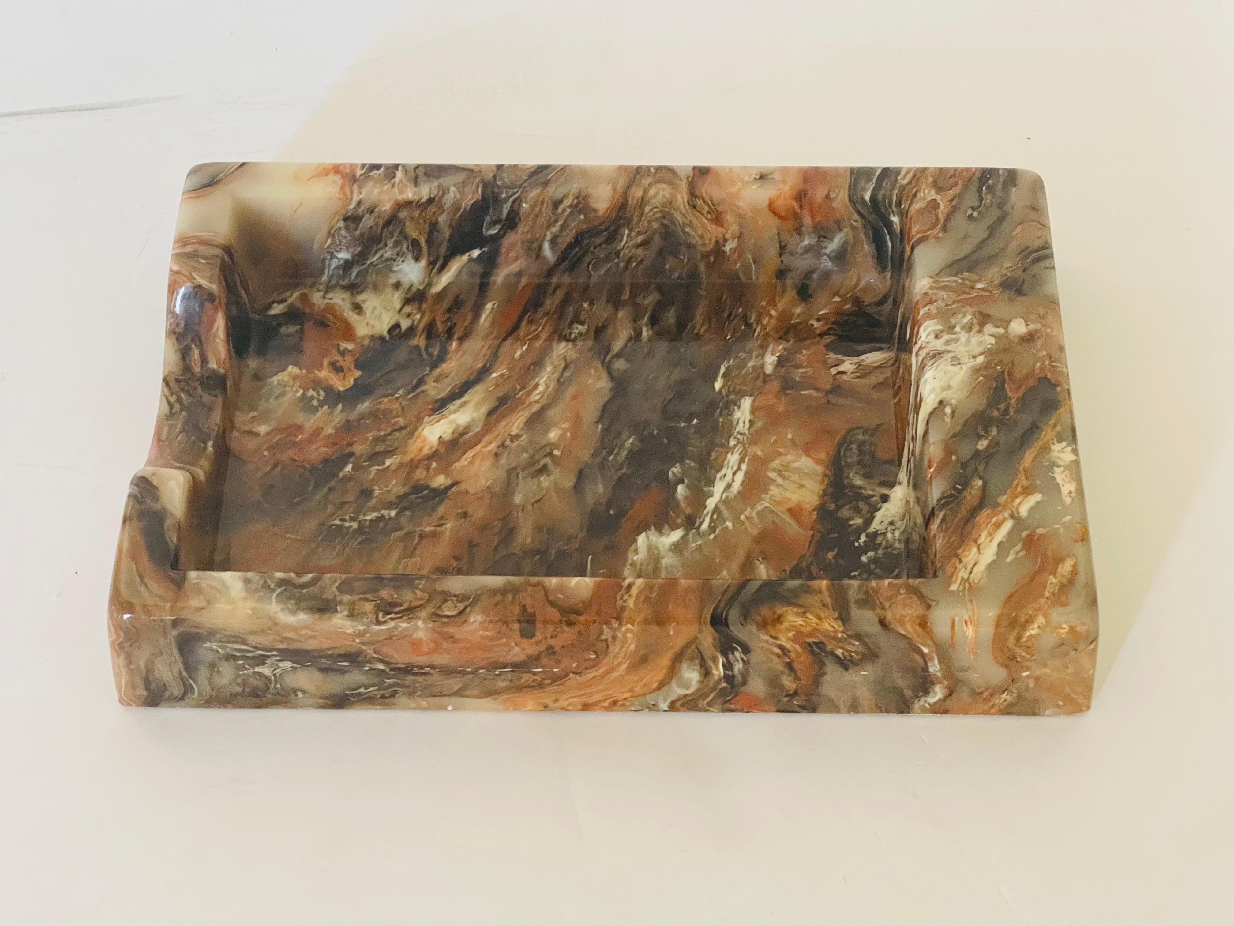 Metà XX secolo MCM Reggilibri in bachelite 3 pezzi con vassoio in vendita