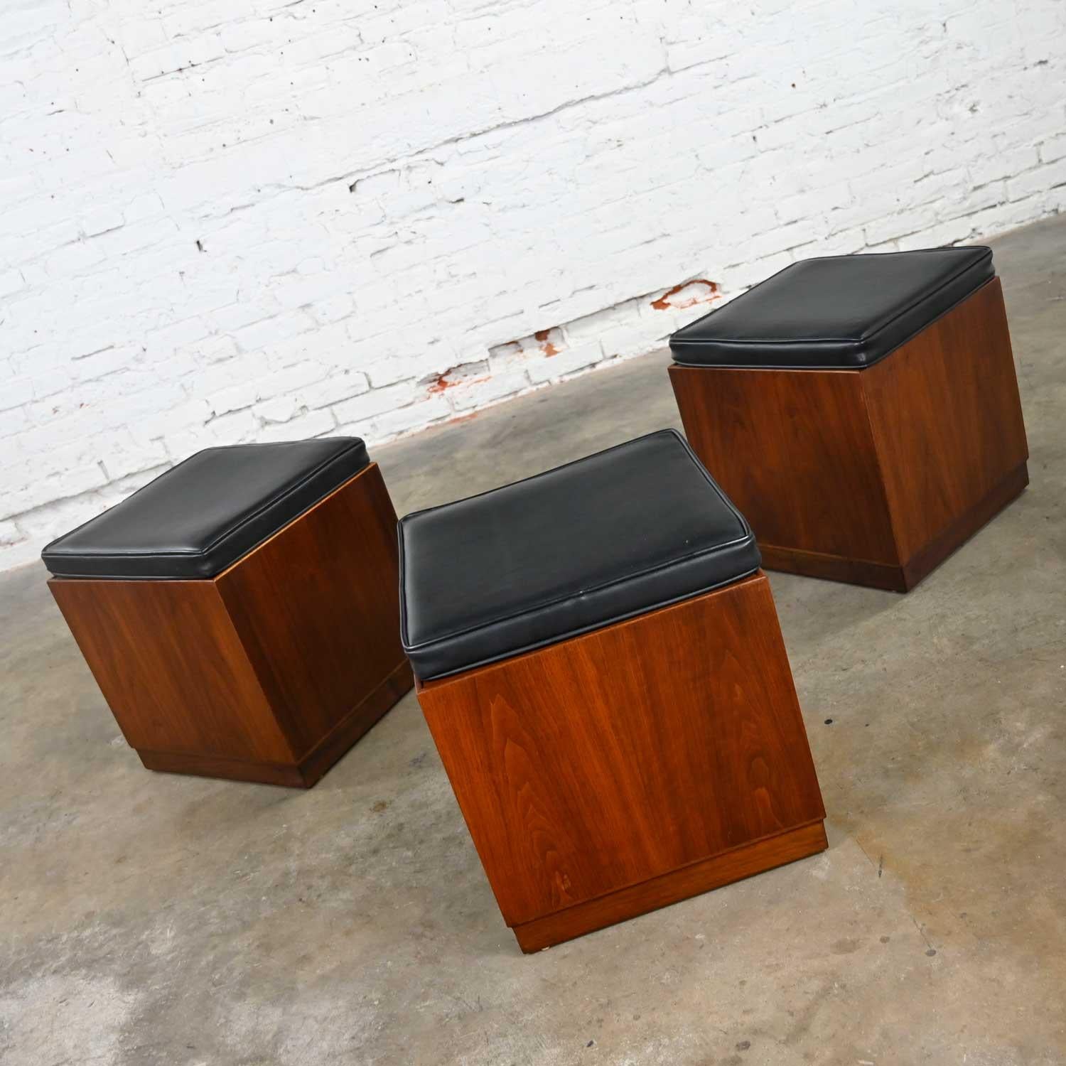 Faux Leather MCM 3 Walnut Cube Stools Black Upholstered Tops Jack Cartwright for Founders For Sale