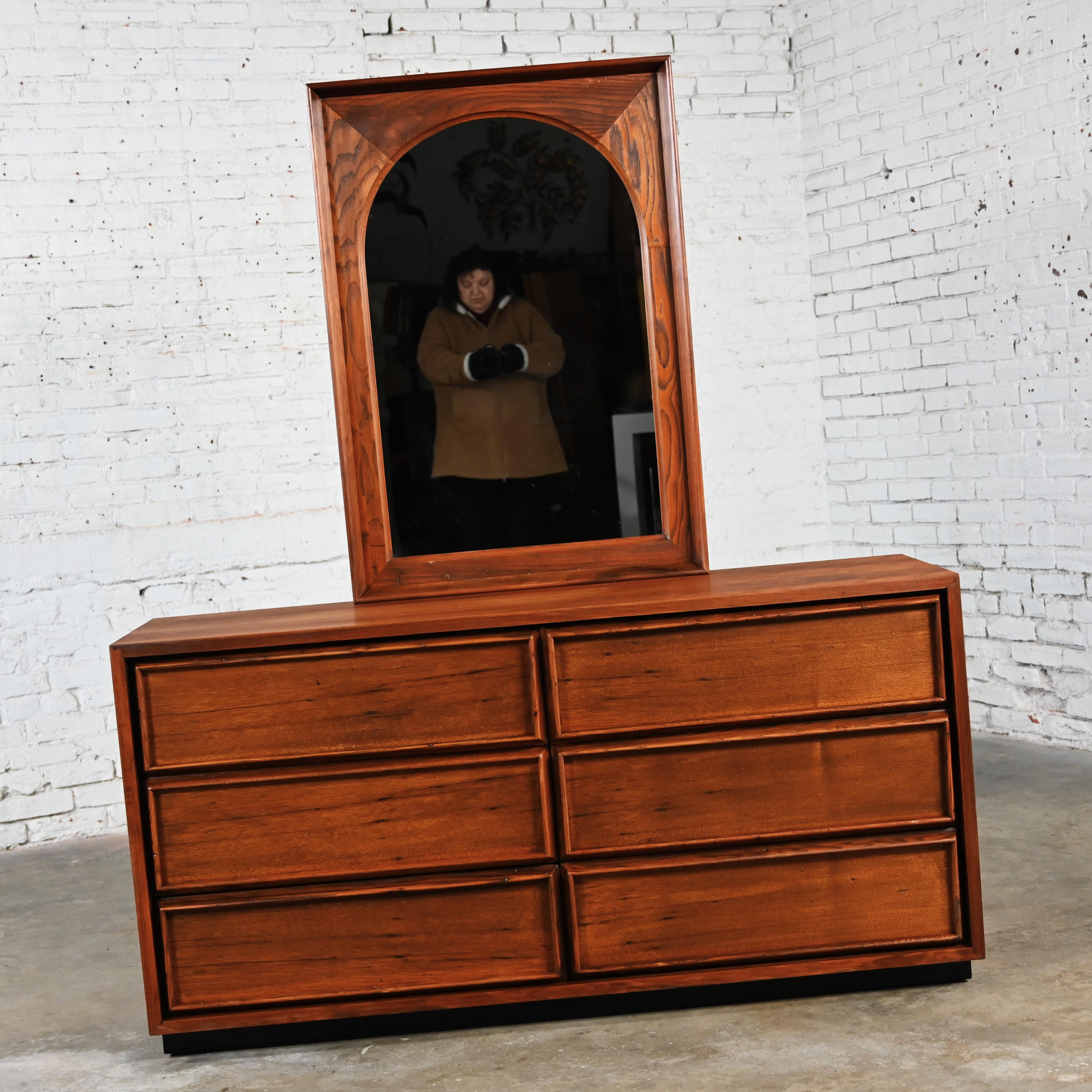 Mid-Century Modern MCM 6 Drawer Dresser Framed Arch Mirror by Dillingham Walnut & Pecky Cypress For Sale