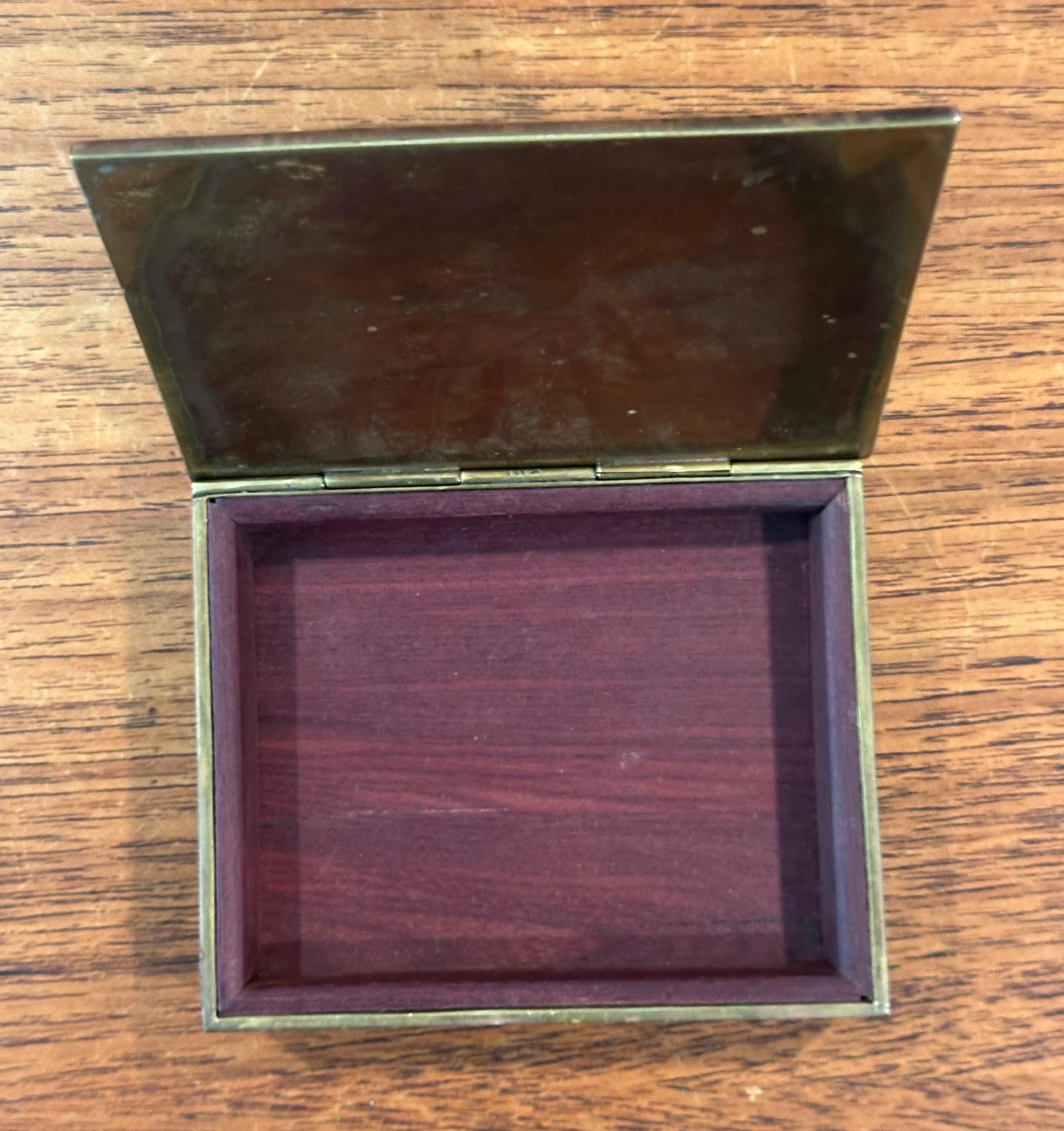 MCM Abalone Shell and Brass Lidded Trinket Box in the Style of Los Castillios For Sale 7