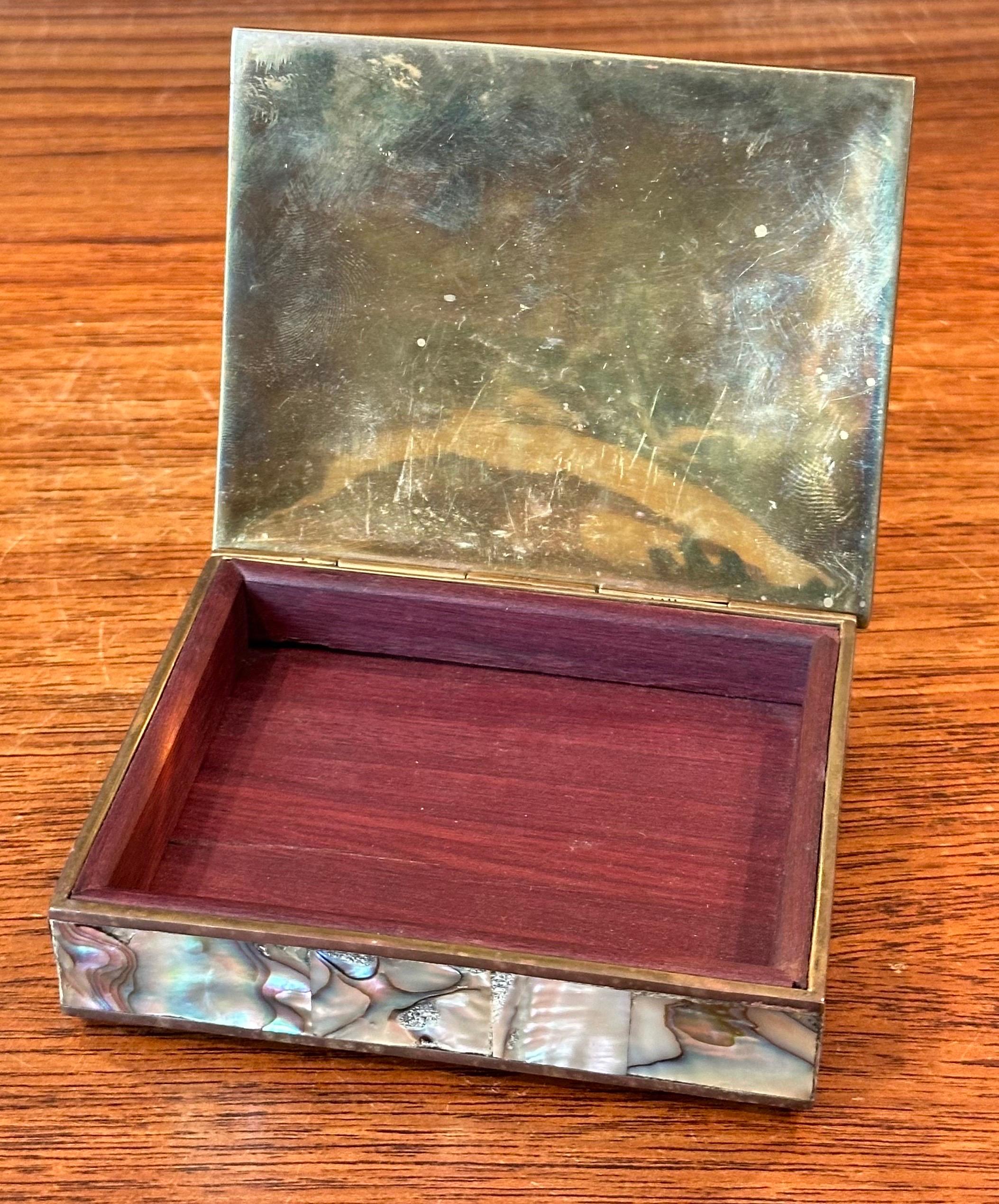 MCM Abalone Shell and Brass Lidded Trinket Box in the Style of Los Castillios For Sale 8