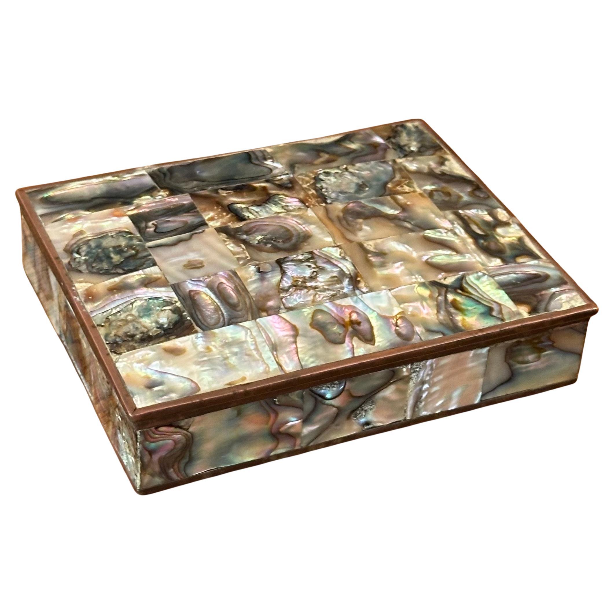 MCM Abalone Shell and Brass Lidded Trinket Box in the Style of Los Castillios For Sale 13