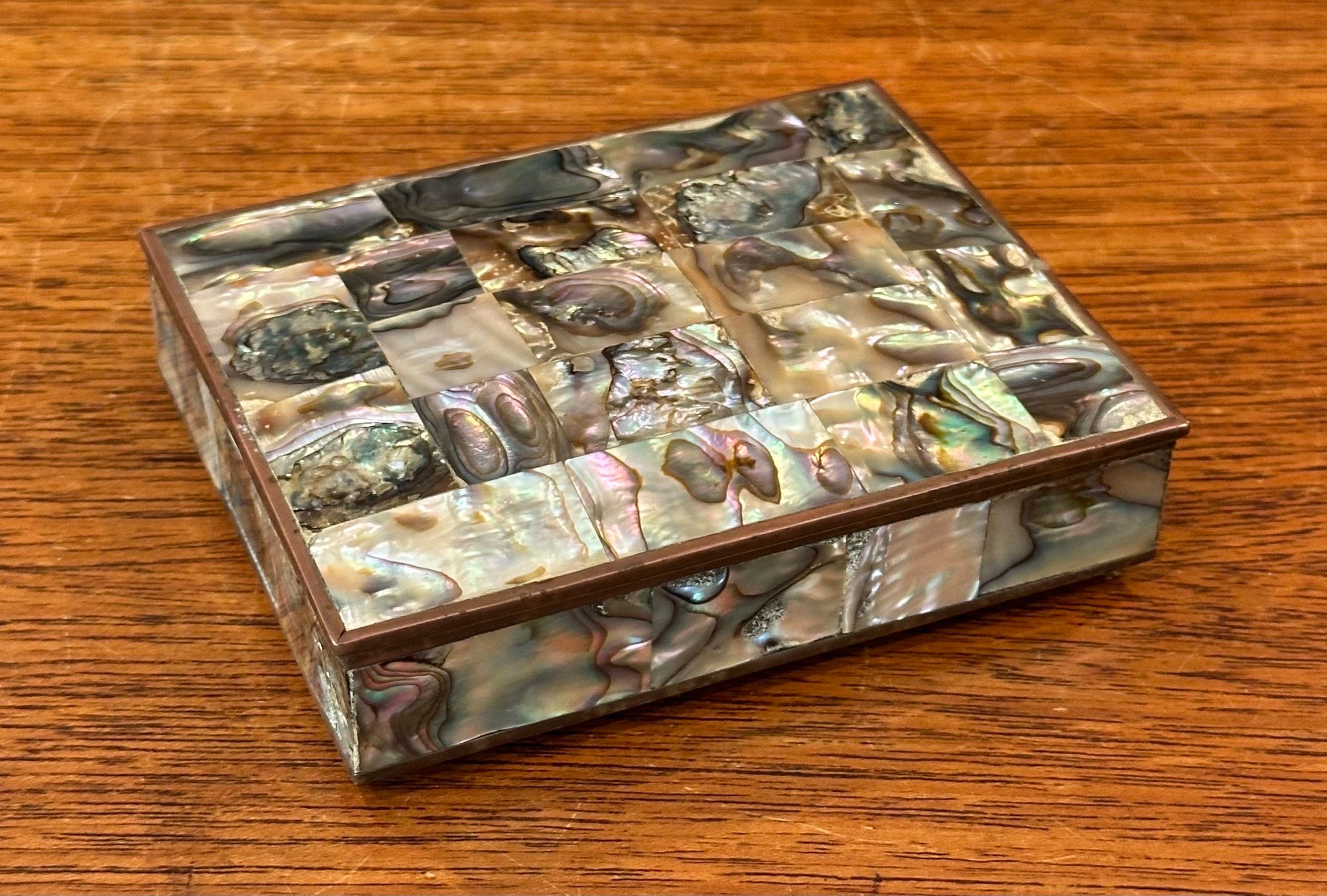 MCM Abalone Shell and Brass Lidded Trinket Box in the Style of Los Castillios For Sale 2