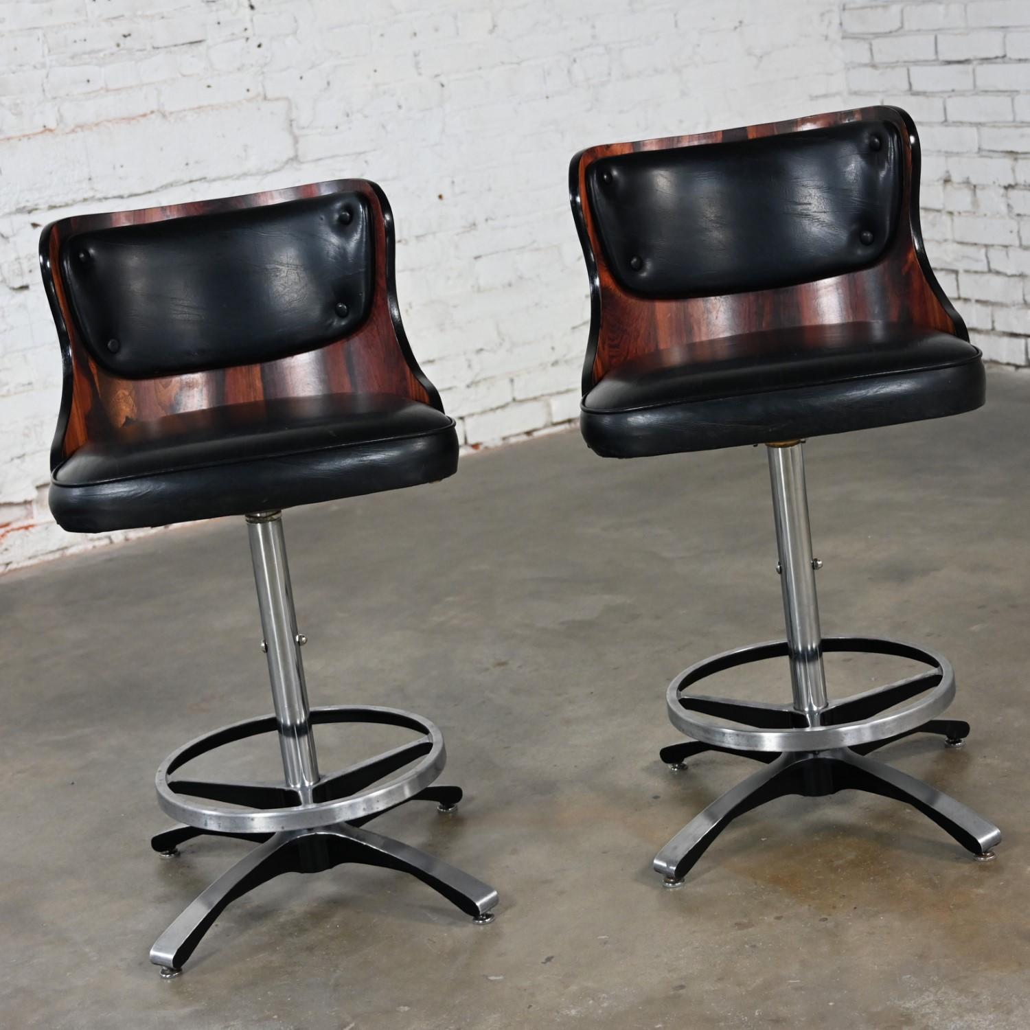 MCM Adjustable Swivel Barstools Black Vinyl & Laminate by Daystrom a Pair For Sale 12
