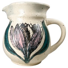 Pichet à fleurs moderniste en poterie d'art moderne du milieu du siècle dernier signé