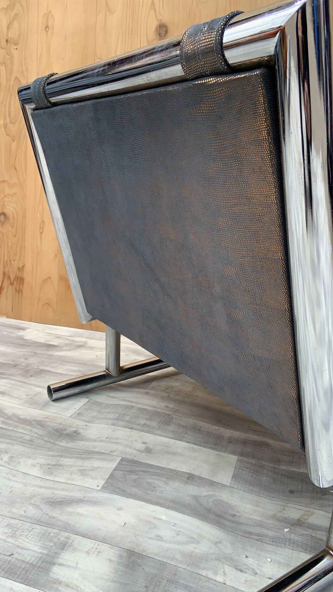 MCM Arthur Umanoff for Directional Chrome Sled Lounge Chair Newly Upholstered Bon état - En vente à Chicago, IL