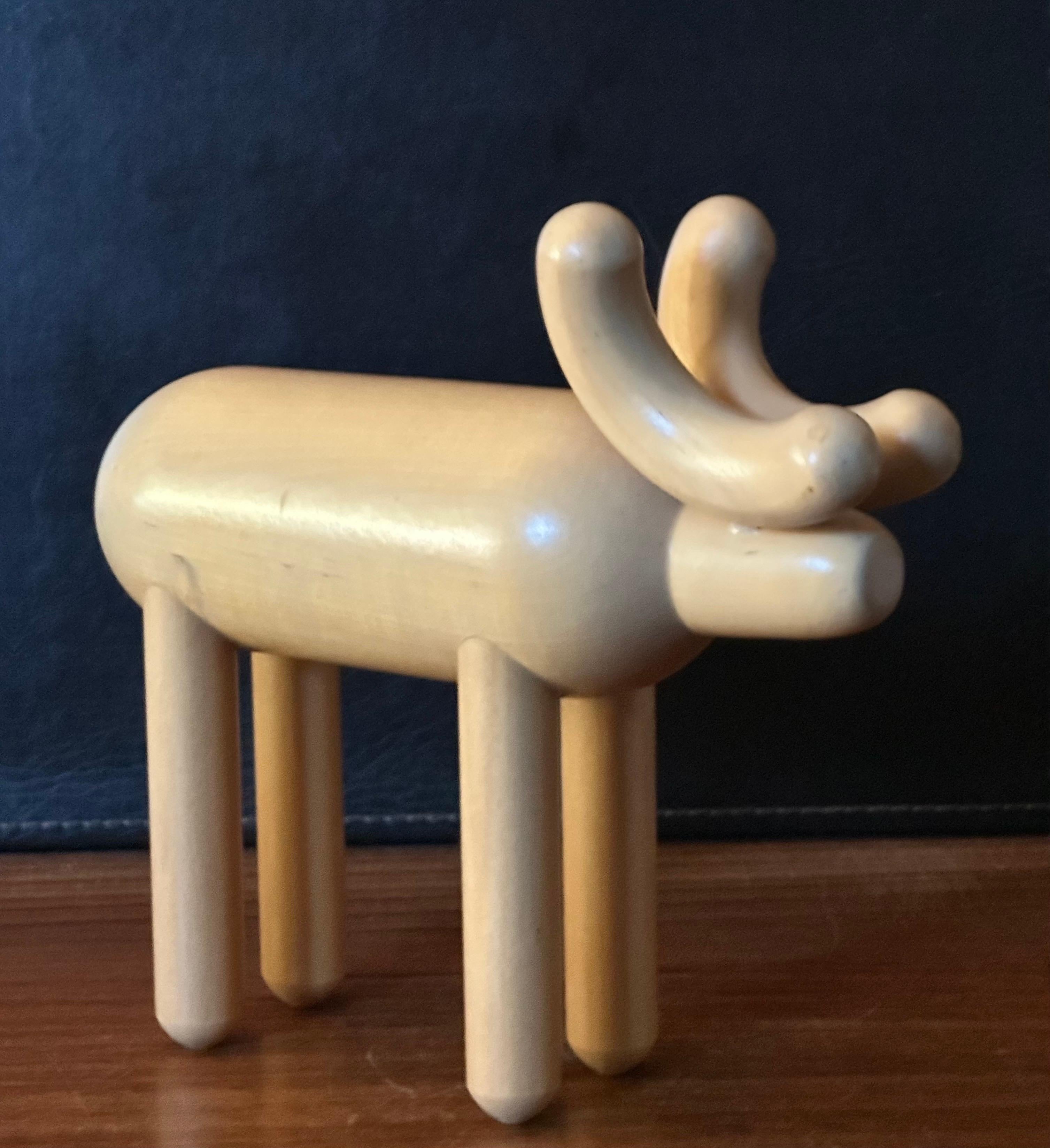Escultura de madera de fresno MCM Alce / reno de Kaija Aarikka Europeo en venta