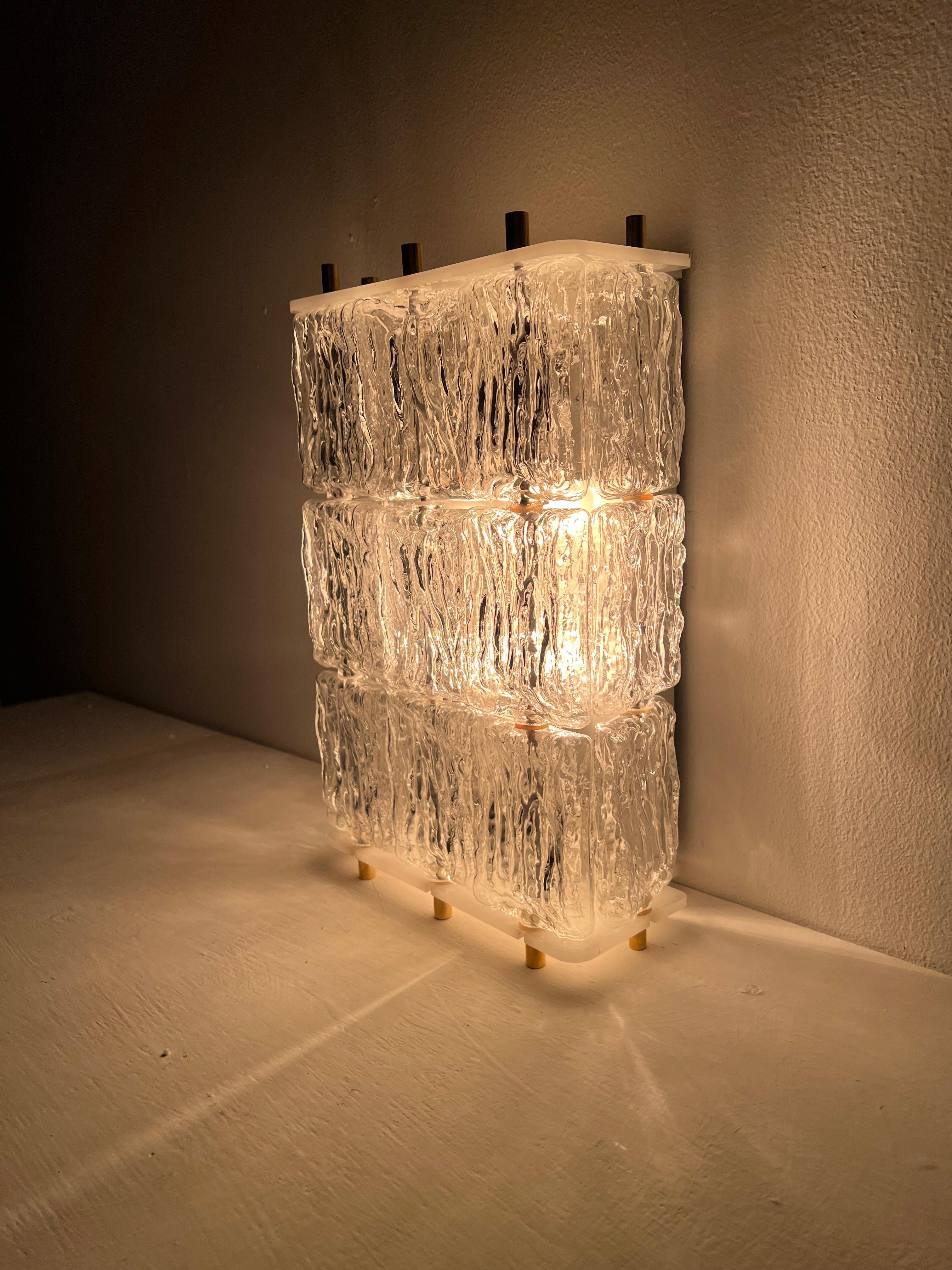MCM Barovier Sconces in Murano Glass attributed to Barovier e Toso, Italy 1970s In Excellent Condition For Sale In Merida, Yucatan