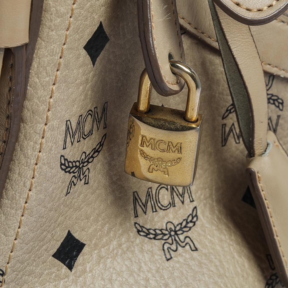 MCM Beige Visetos beschichtetes Segeltuch und Leder Essential Hobo 11