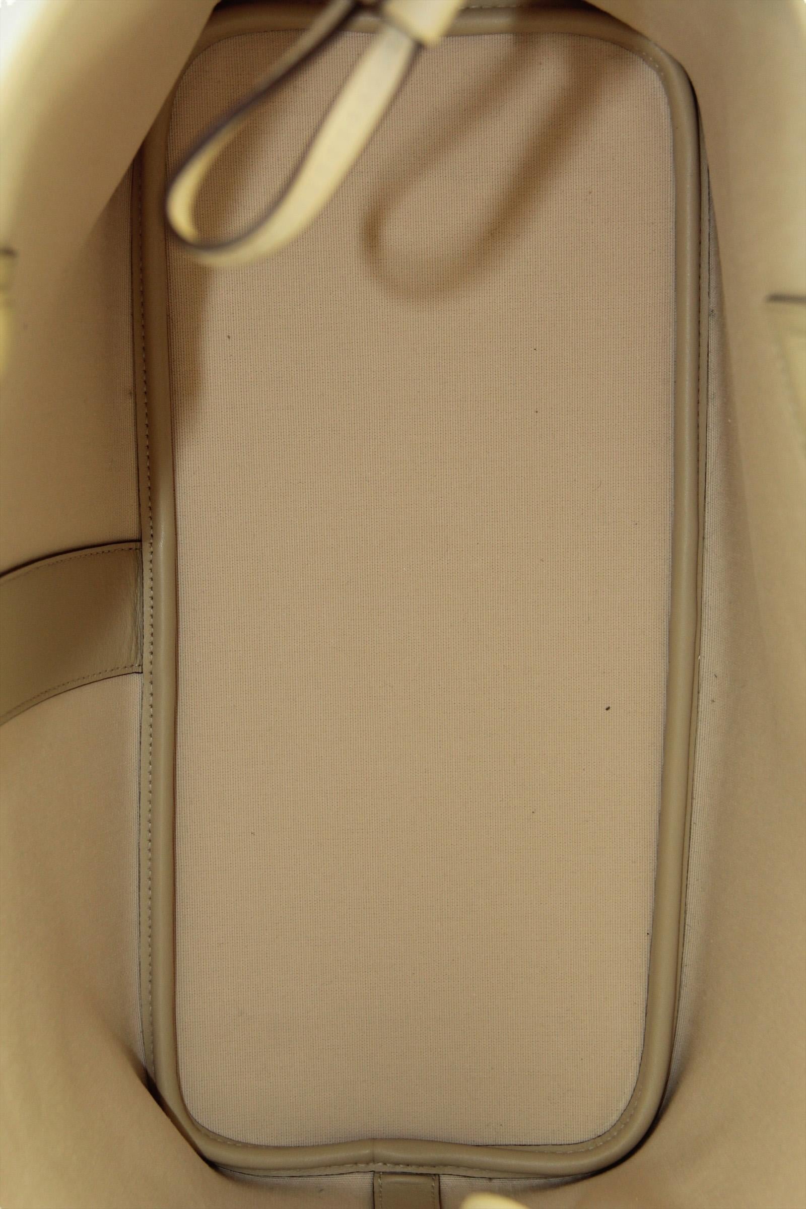 MCM Beige Visetos Medium Liz Shopper Tote Bag. en venta 4