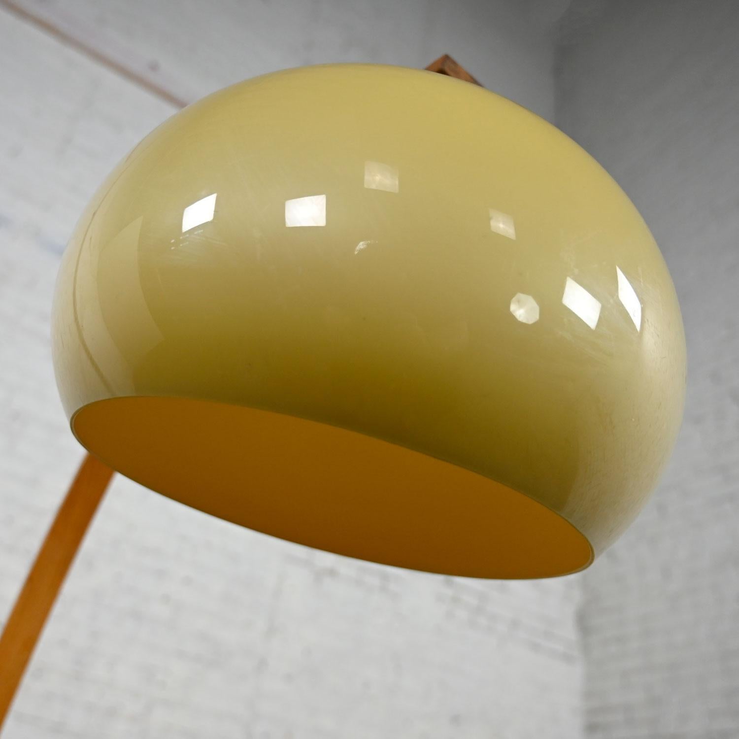 MCM Bentwood Swoop Arc Floor Lamp Amber Plastic Bubble Globe Shade 2