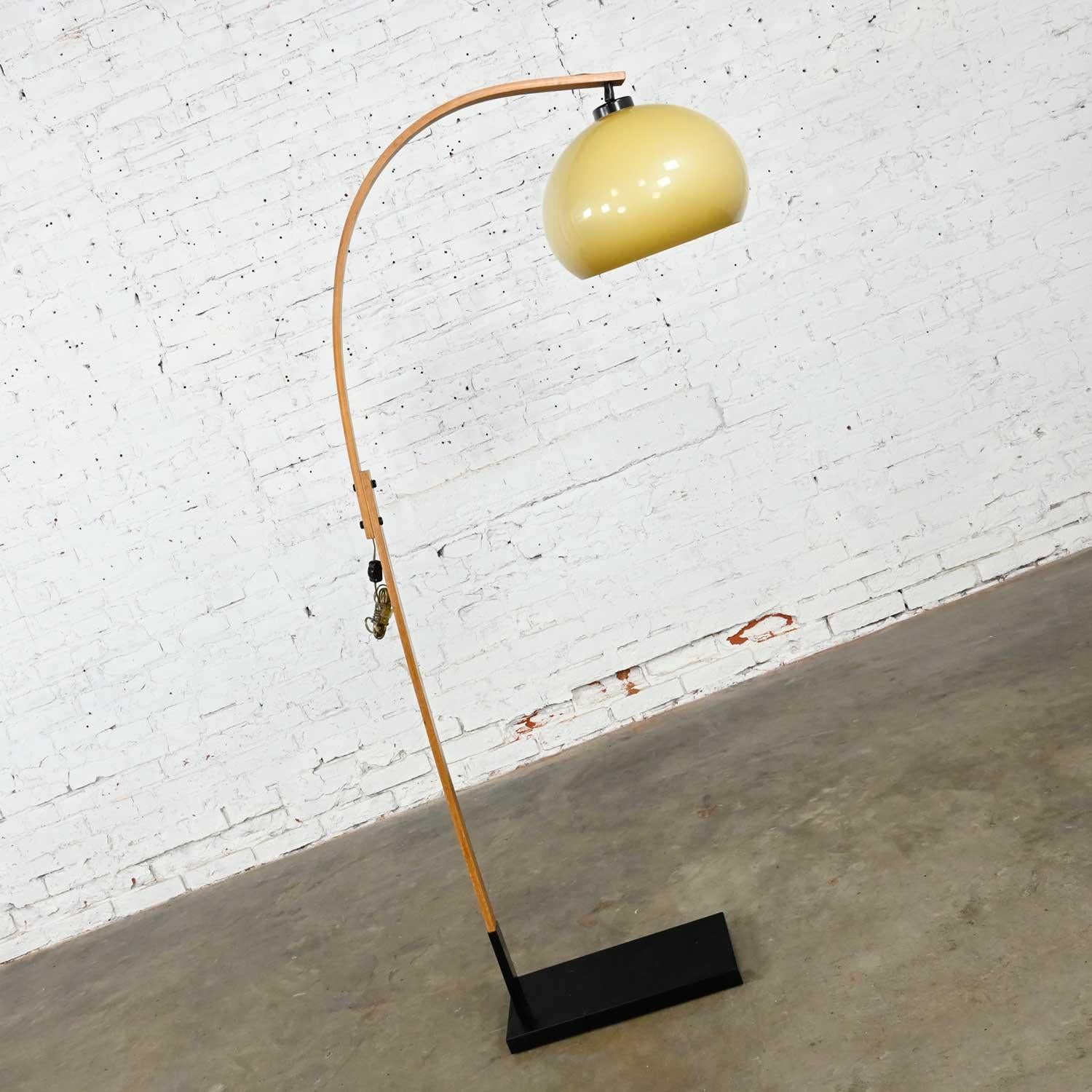 Painted MCM Bentwood Swoop Arc Floor Lamp Amber Plastic Bubble Globe Shade