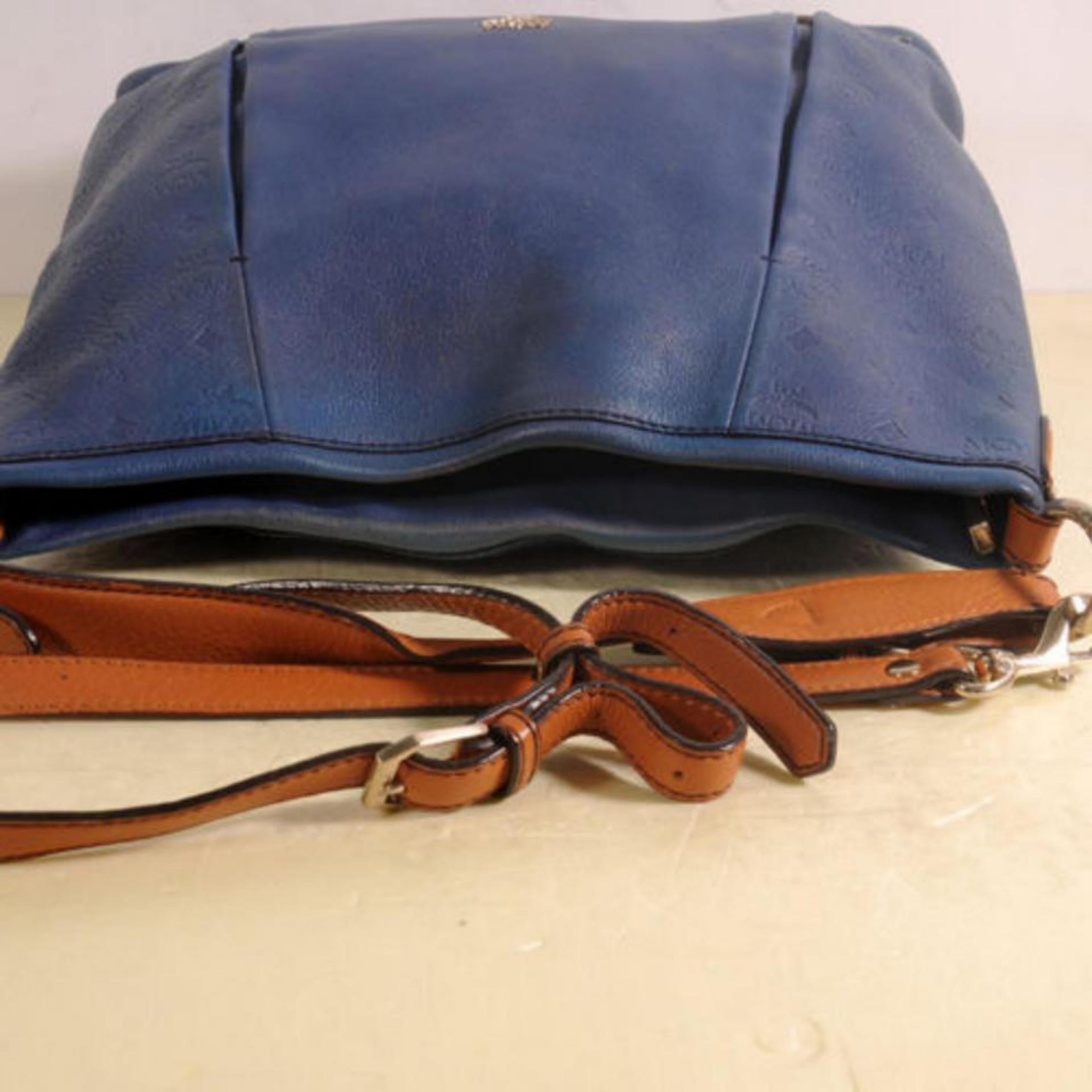 MCM Bicolor 2way Hobo 869446 Blue Leather Shoulder Bag In Good Condition For Sale In Forest Hills, NY