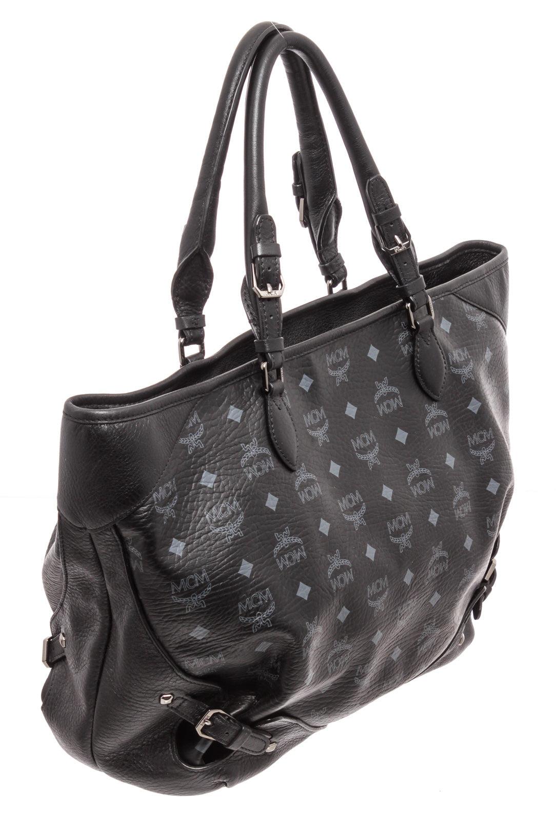 MCM Shopper Tote Bag aus schwarzem Canvas mit silberfarbener Hardware und Canvas-Futter im Zustand „Gut“ im Angebot in Irvine, CA