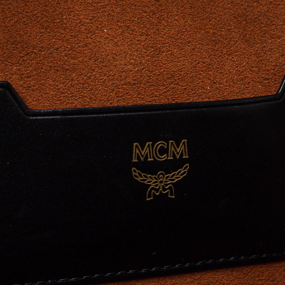 MCM Black Leather Berlin Box Bag In Good Condition In Dubai, Al Qouz 2