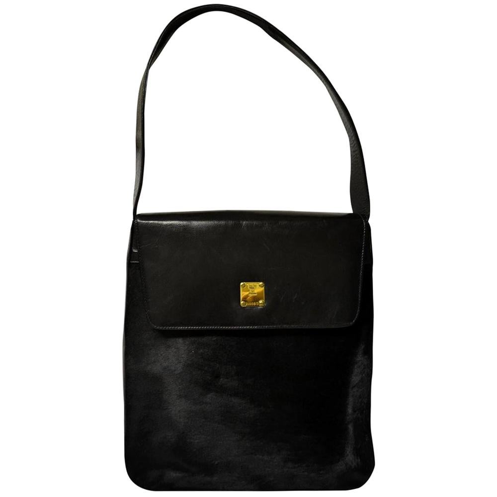 MCM - Sac en cuir de veau noir en vente