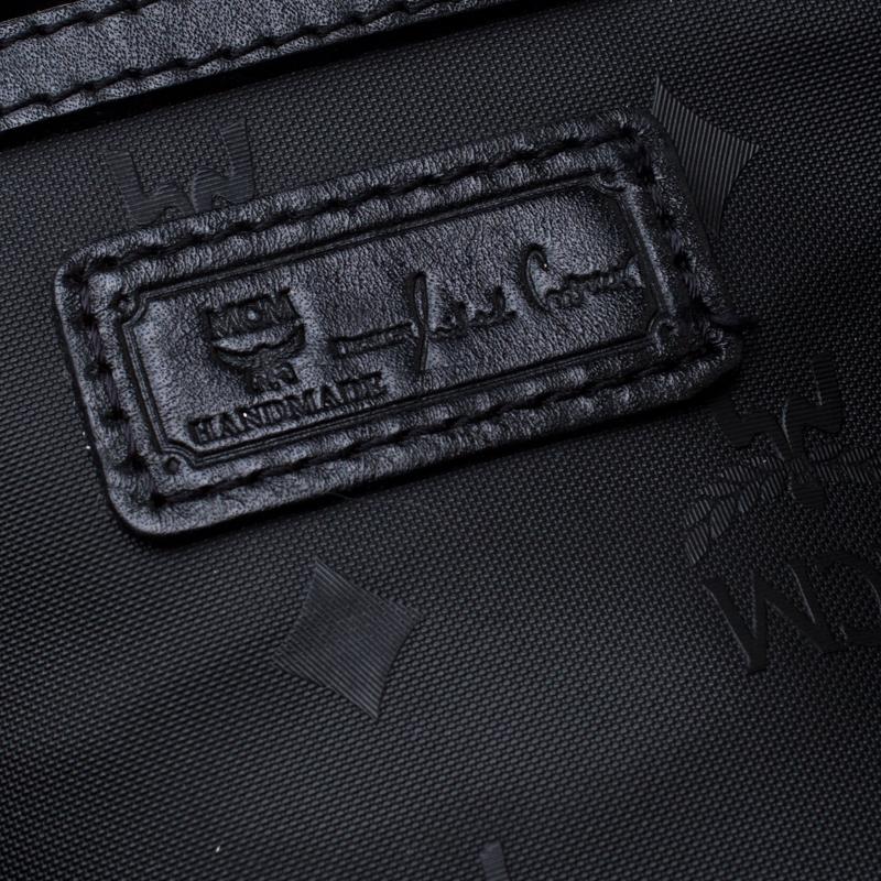 MCM Black Signature Visetos Nylon and Leather Heritage Boston Bag In Excellent Condition In Dubai, Al Qouz 2