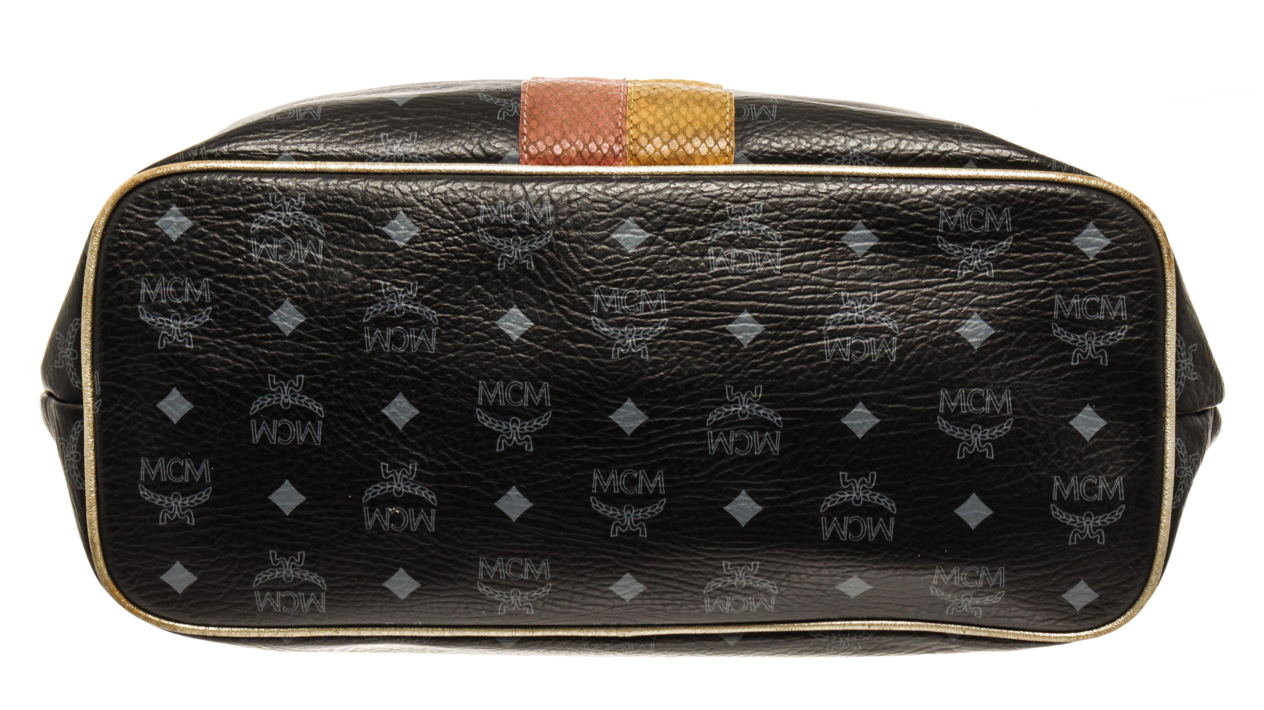 mcm lion bag