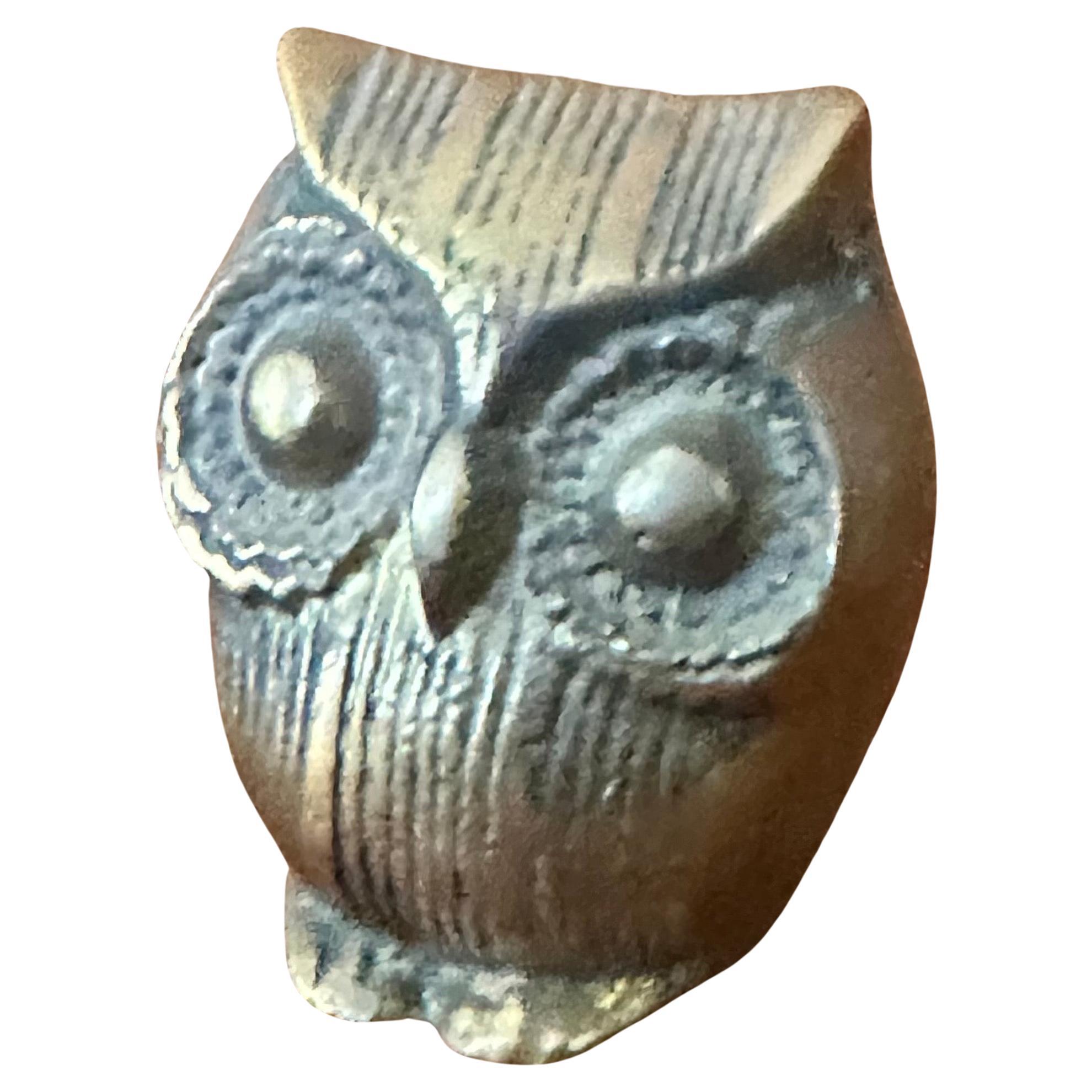 MCM Escultura / Pisapapeles Búho de latón 3