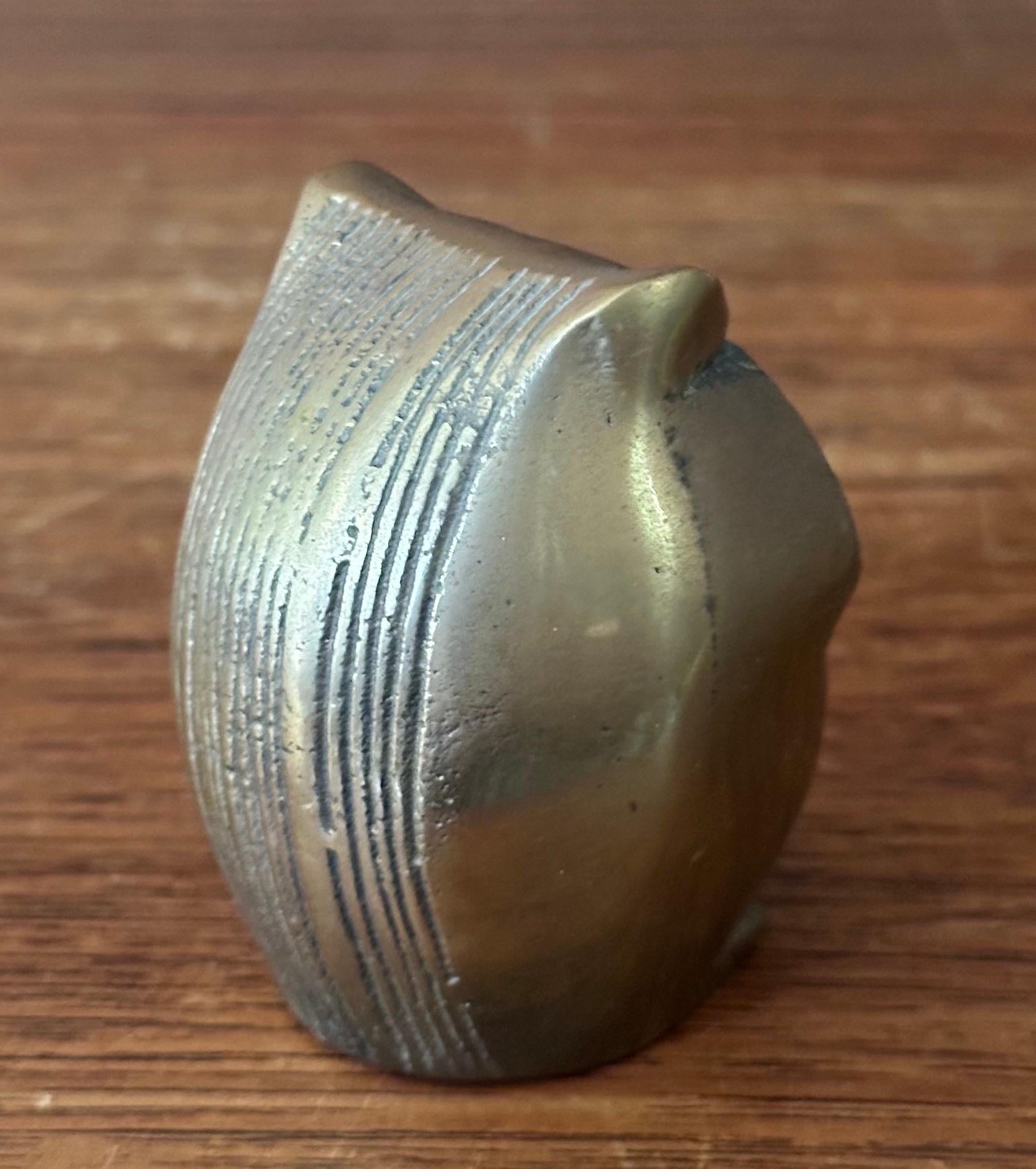 MCM Escultura / Pisapapeles Búho de latón 1