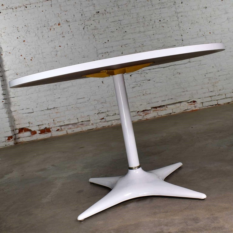 MCM Brody Chicago Round Pedestal Dining Table Enameled Star Base and