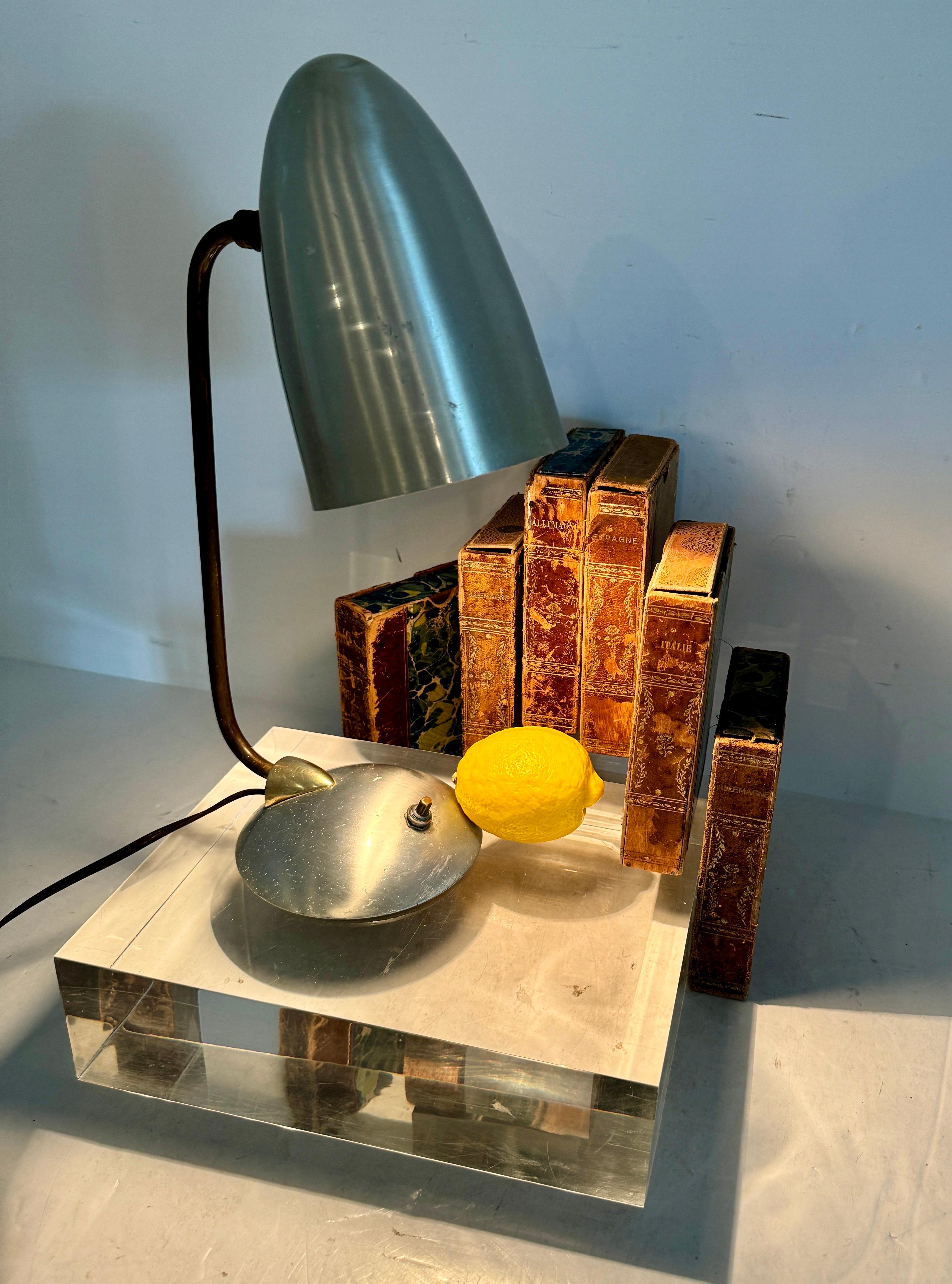 Brushed Chrome, Brass and Bronze Goose-Neck Table Lamp, Mid-Century Modern In Good Condition For Sale In Haddonfield, NJ