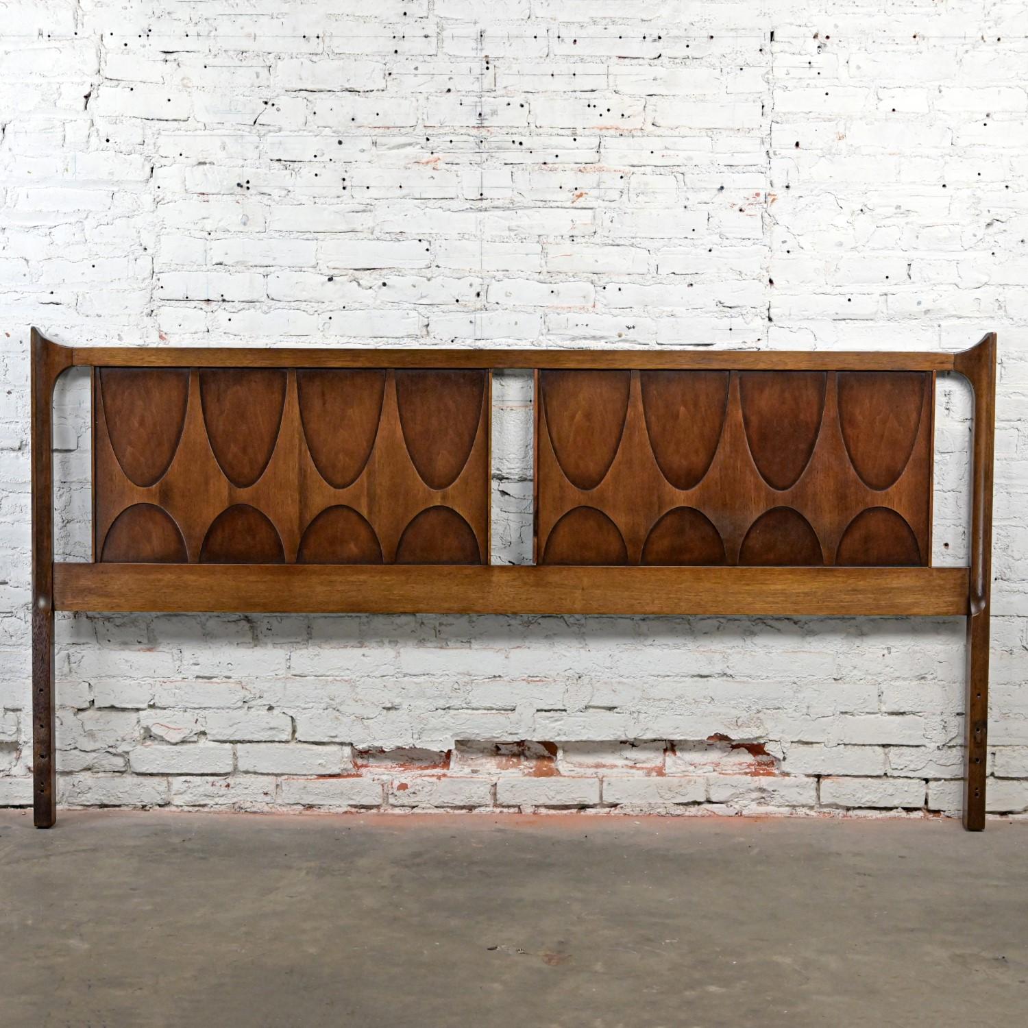 MCM Brutalist Broyhill Brasilia Premier Series 6130-59 Walnut King Headboard 13