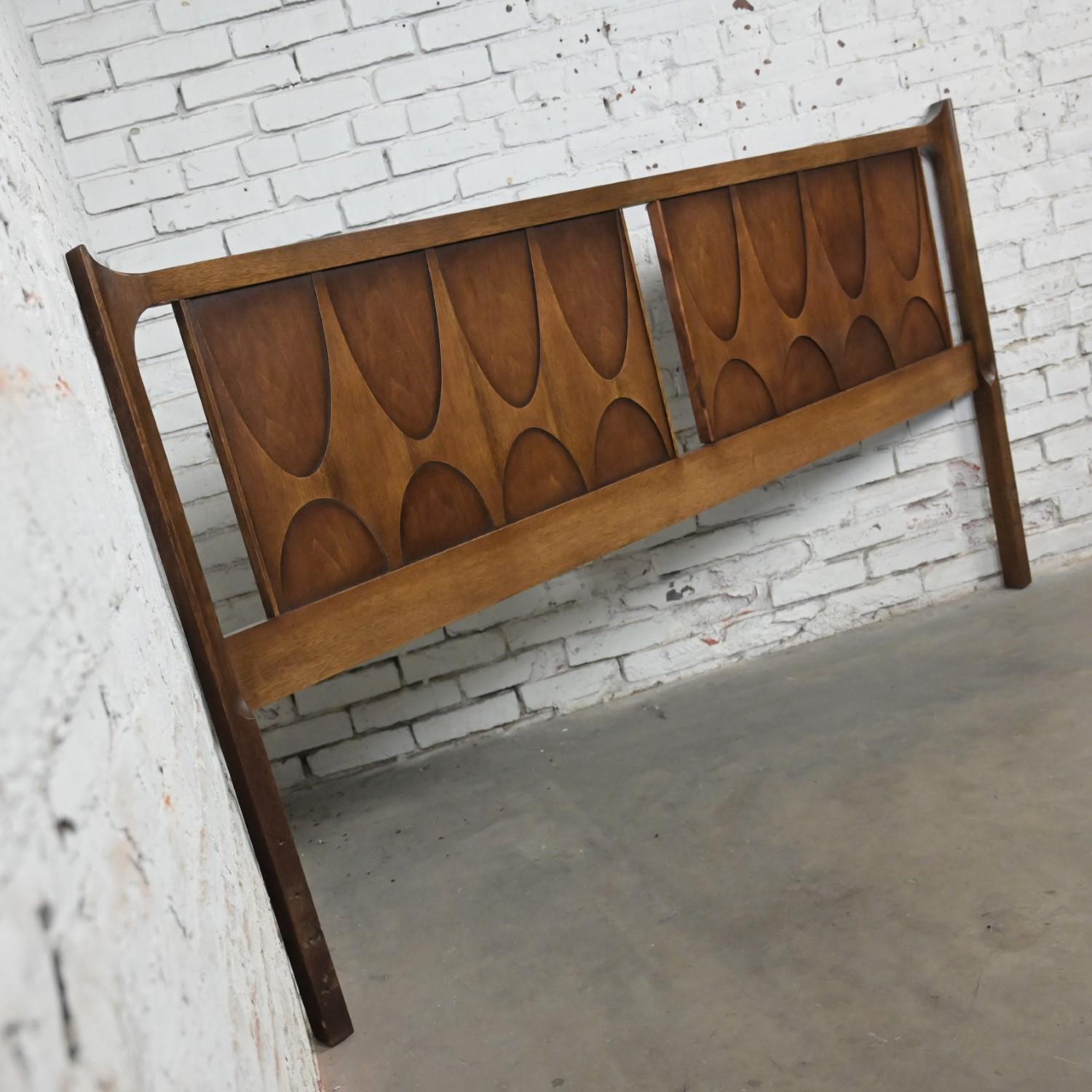 20th Century MCM Brutalist Broyhill Brasilia Premier Series 6130-59 Walnut King Headboard