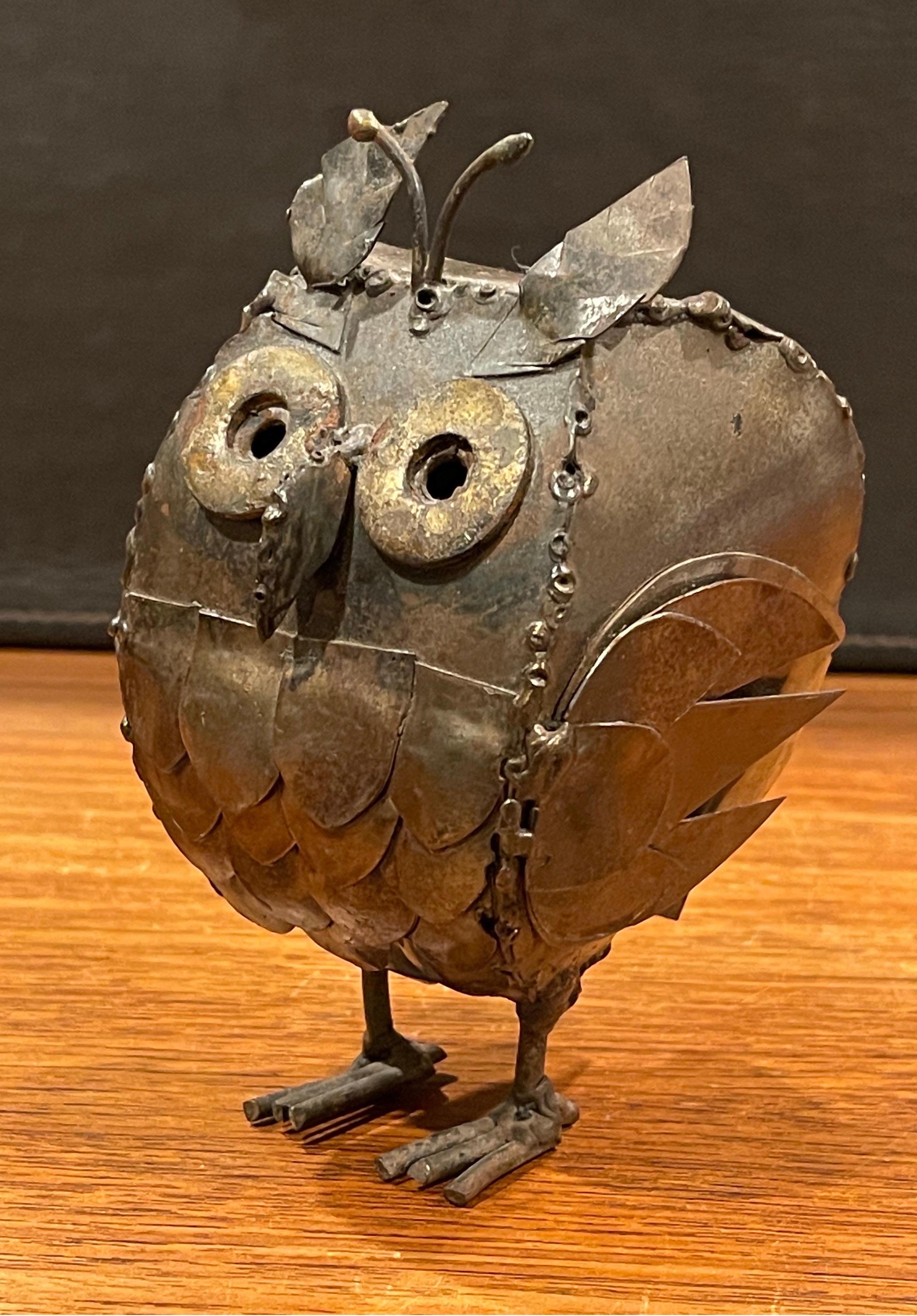 welded metal owl