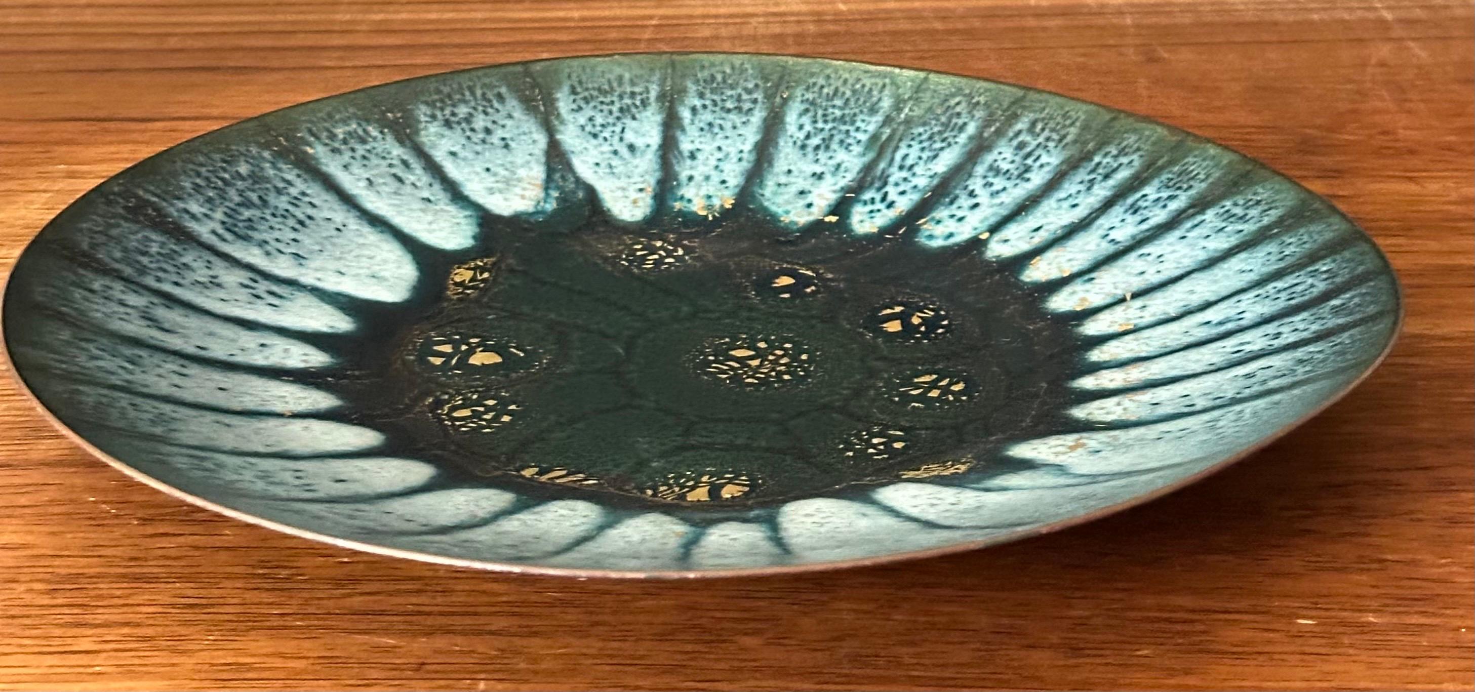 Rame Ciotola a basso profilo in smalto Sunburst di MCM California di Sascha Brastoff in vendita