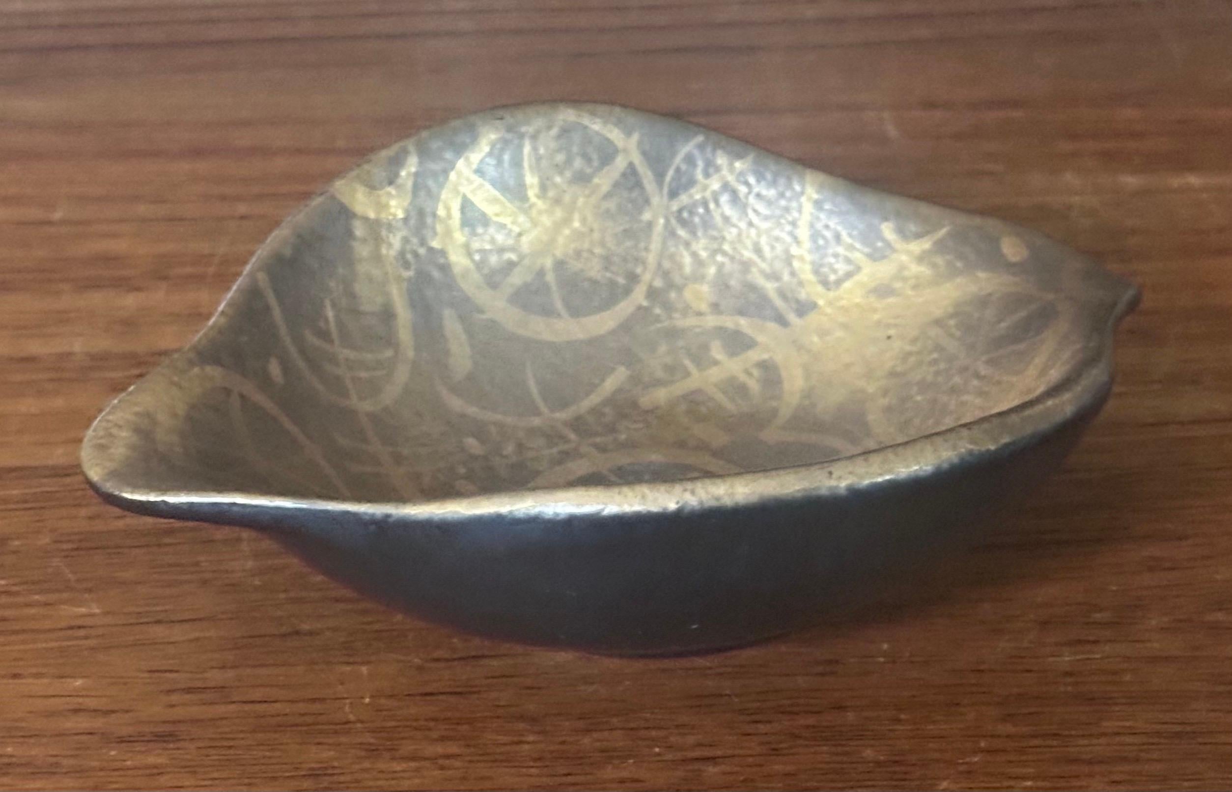 Cenicero MCM California Pottery de Sascha Brastoff en Bueno estado para la venta en San Diego, CA