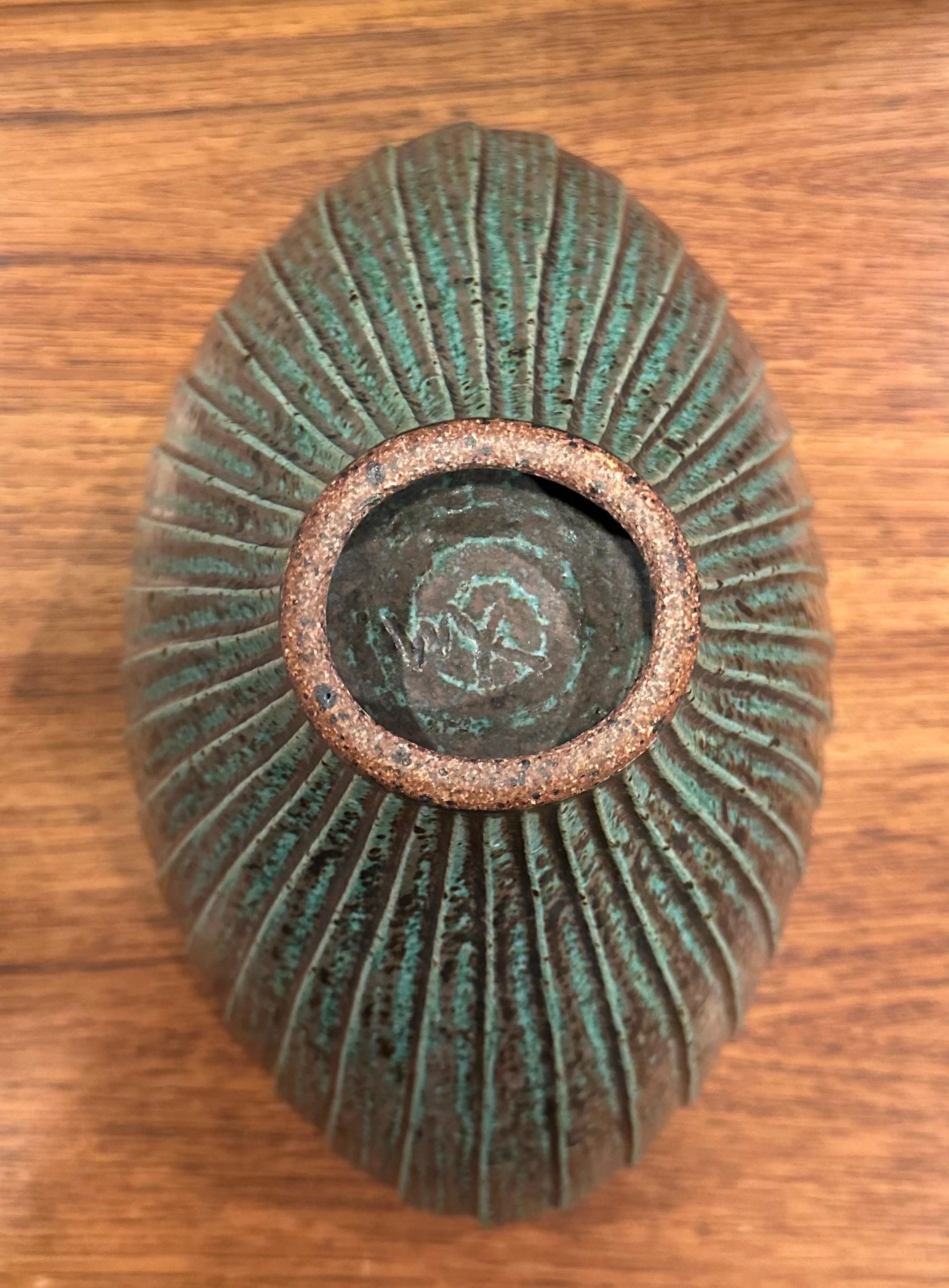 MCM California Studio Pottery Stoneware Fan Shaped Vase - Signed For Sale 8