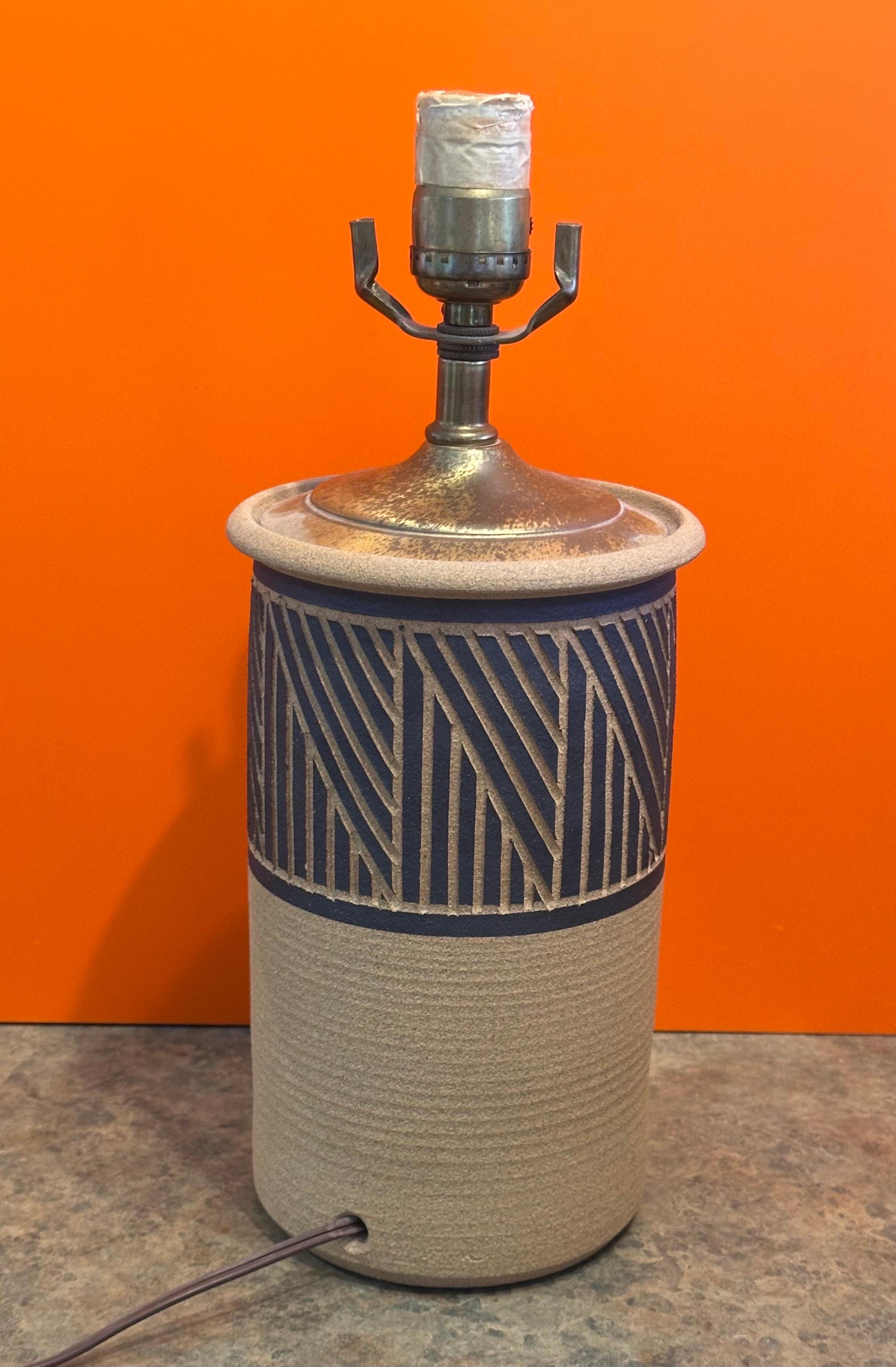 20th Century MCM California Studio Pottery Table Lamp by Larry and Terry Brown For Sale