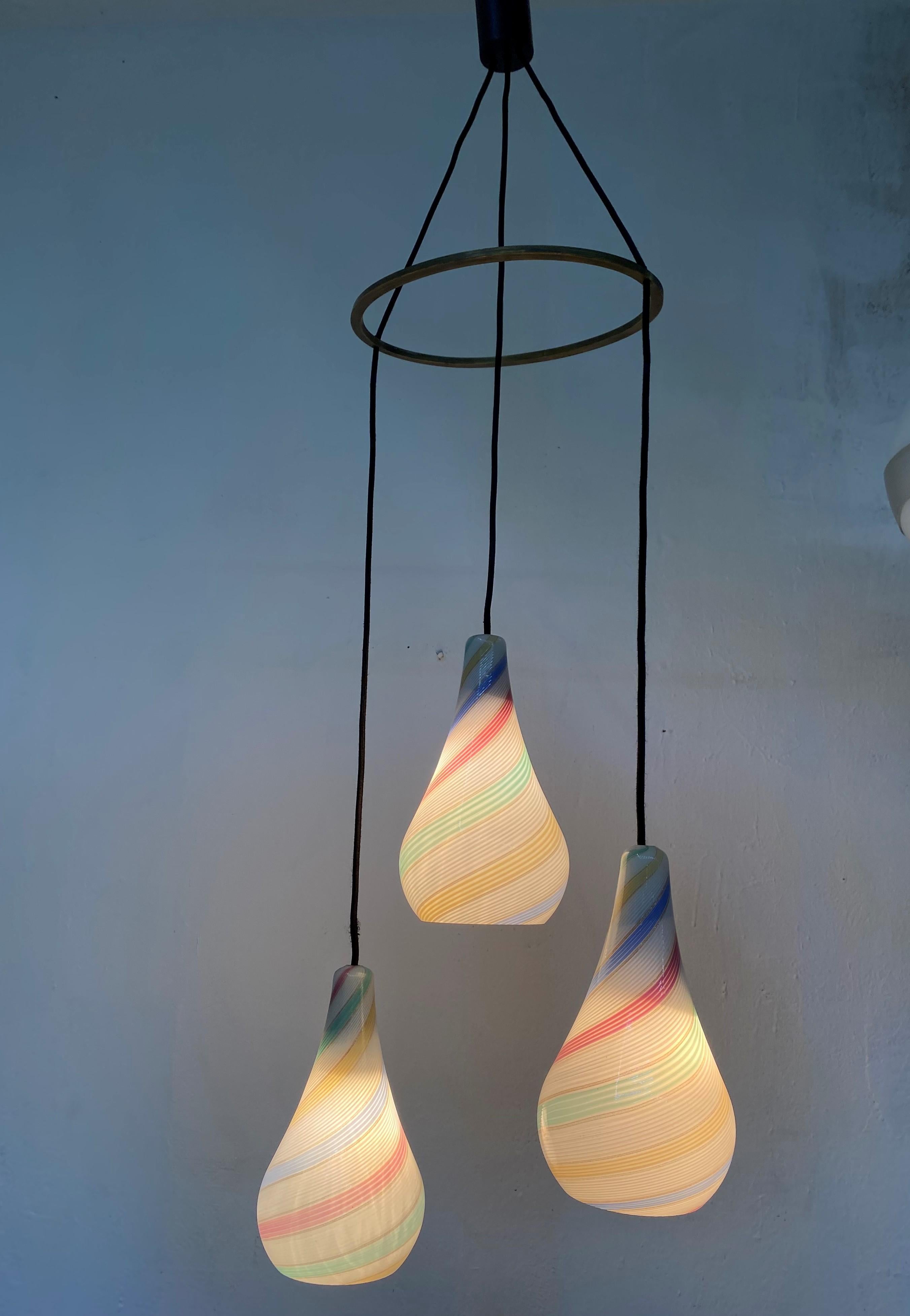 Mid-Century Modern MCM Chandelier attributed to Dino Martens for Aureliano Toso, Murano, 1960s For Sale