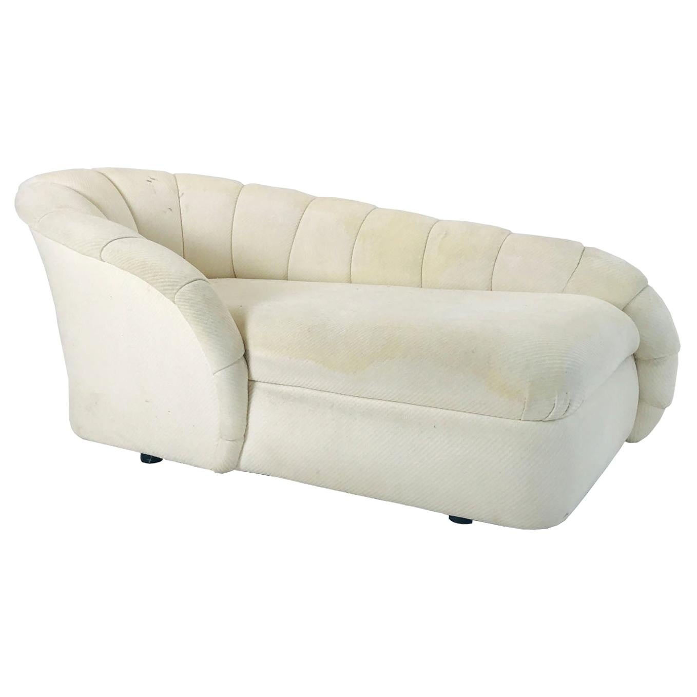 MCM Channel Chaise von Directional