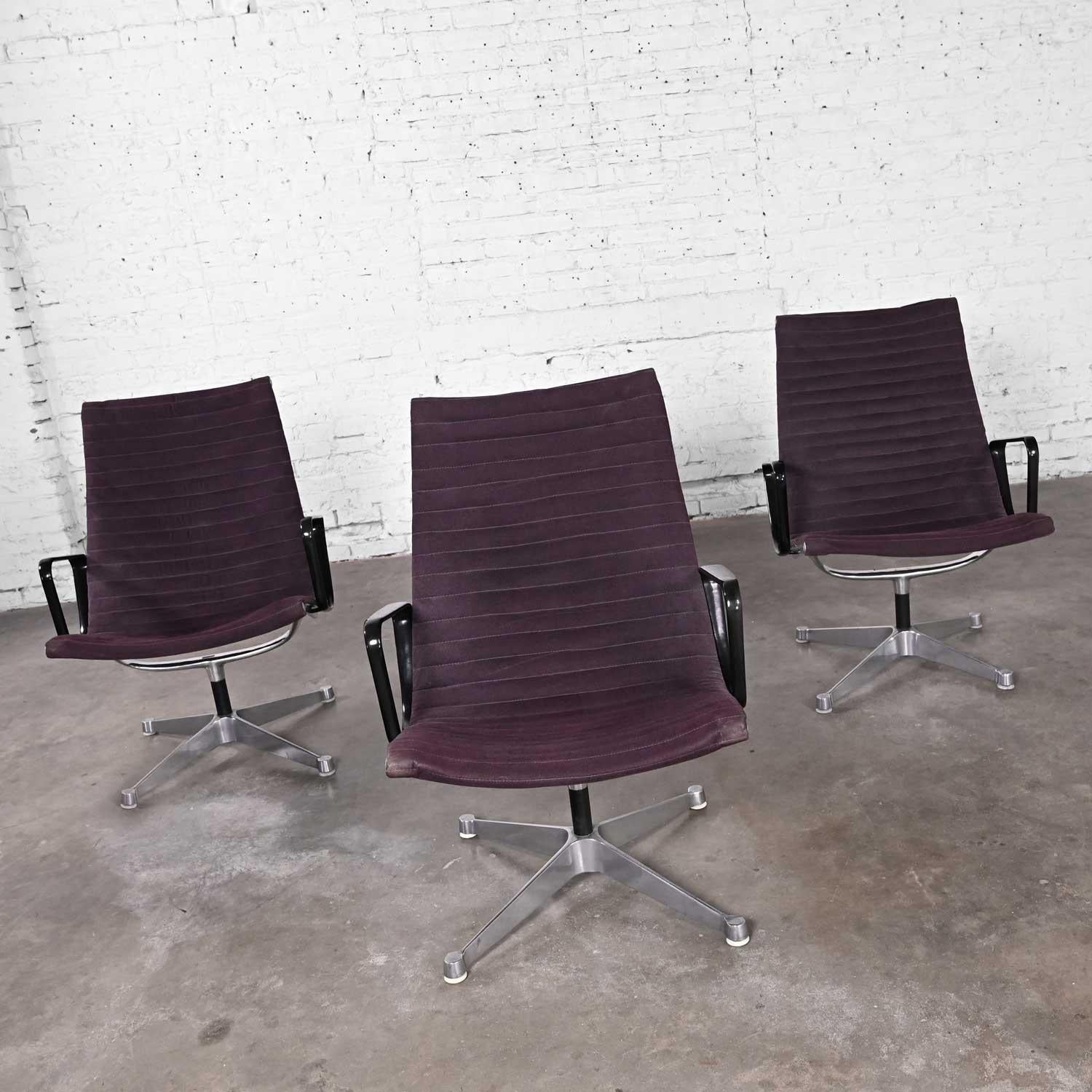 MCM Charles & Ray Eames for Herman Miller Aluminum Group High Back Chairs Set 3 For Sale 1