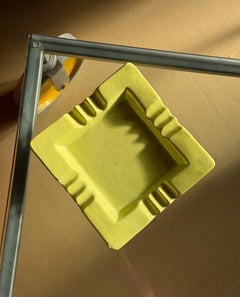 Mcm chartreuse crackle ceramic ashtray, circa 1960