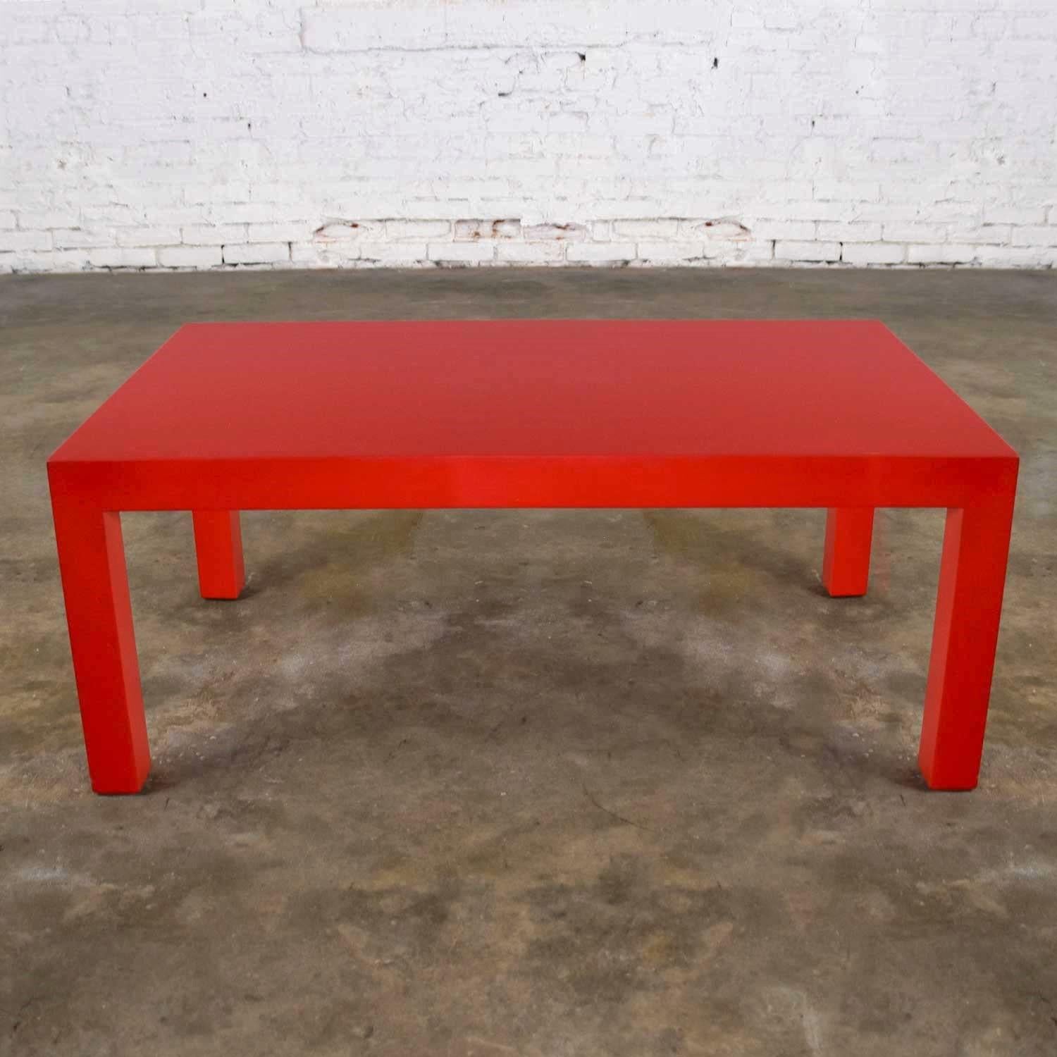 American Mid-Century Modern Chinese Red Painted Rectangle Parsons Coffee Table For Sale