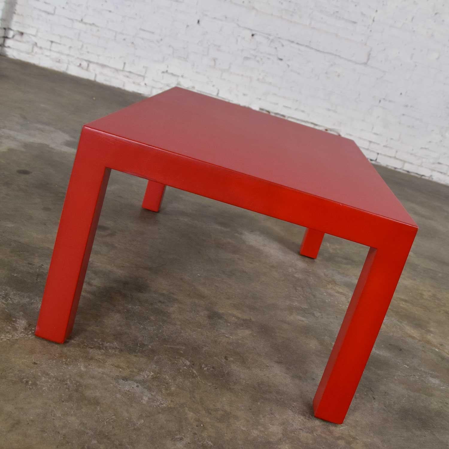 20th Century Mid-Century Modern Chinese Red Painted Rectangle Parsons Coffee Table For Sale