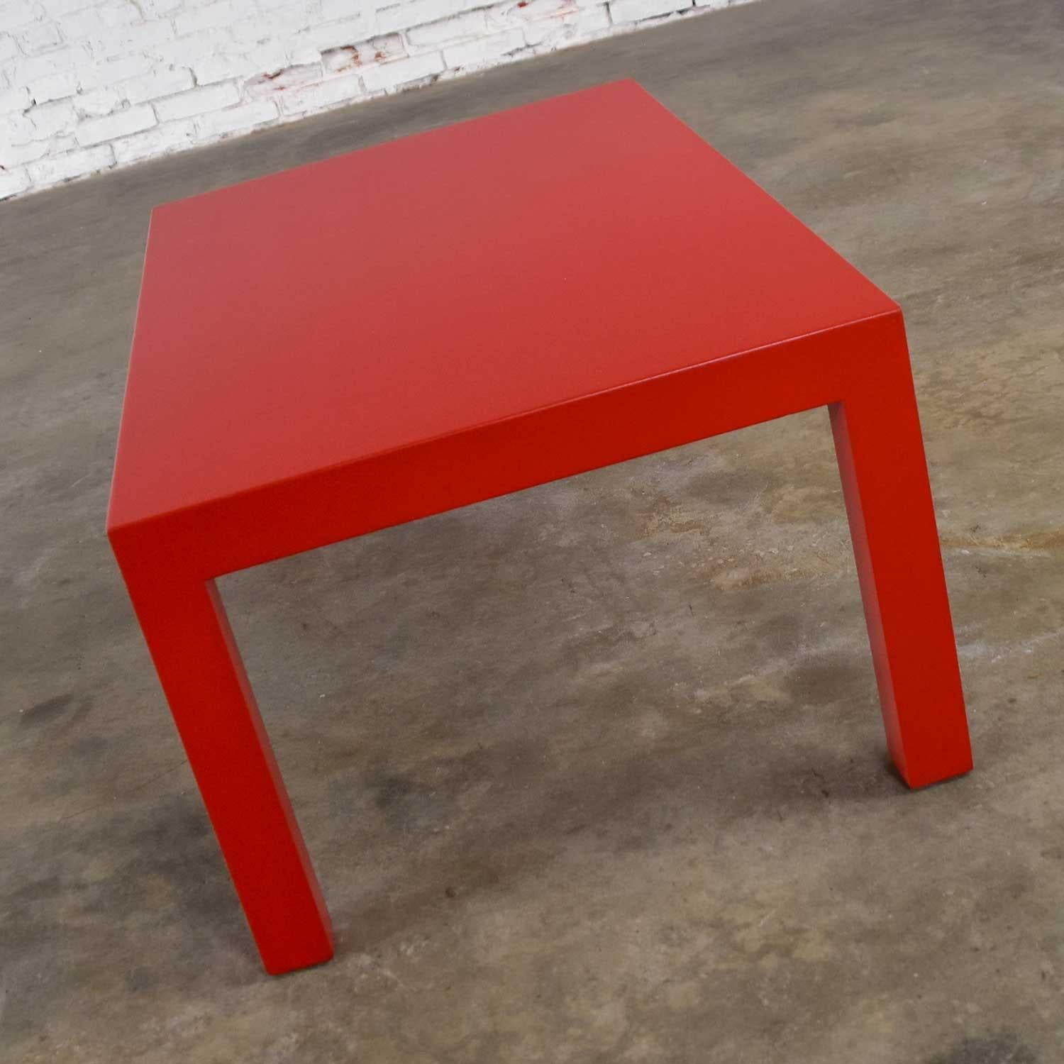 Mid-Century Modern Chinese Red Painted Rectangle Parsons Coffee Table For Sale 2