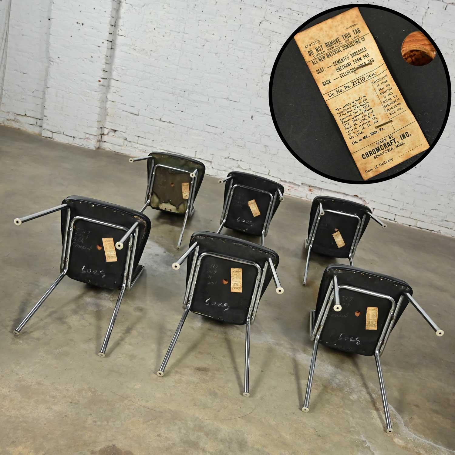 MCM Chromcraft ensemble de 6 chaises de salle à manger en vinyle noir côtelé et en faux cuir et chrome en vente 6