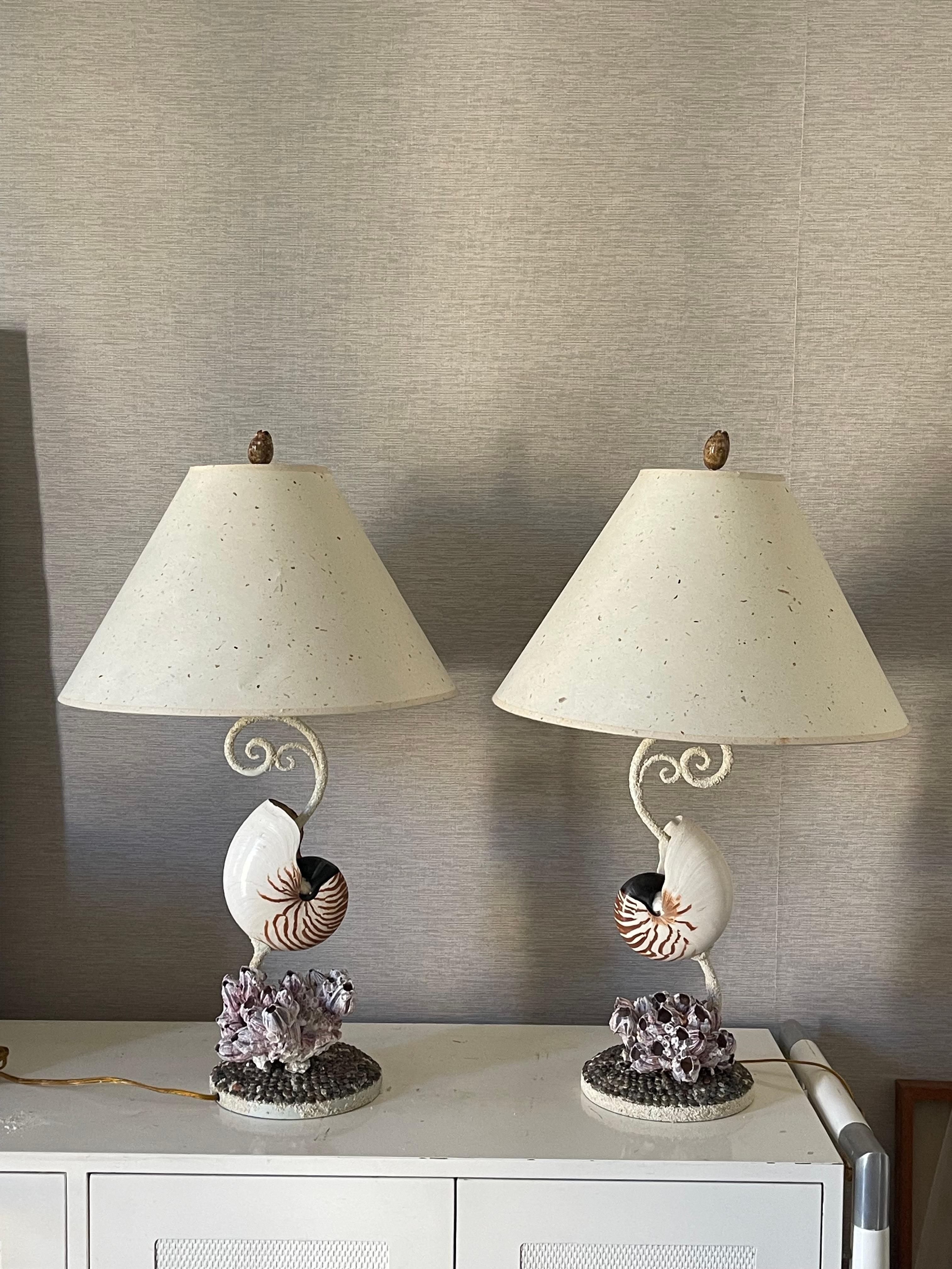 Fabuleuse paire de lampes MCM Coastal Sea Shell Nautilus en vente 1