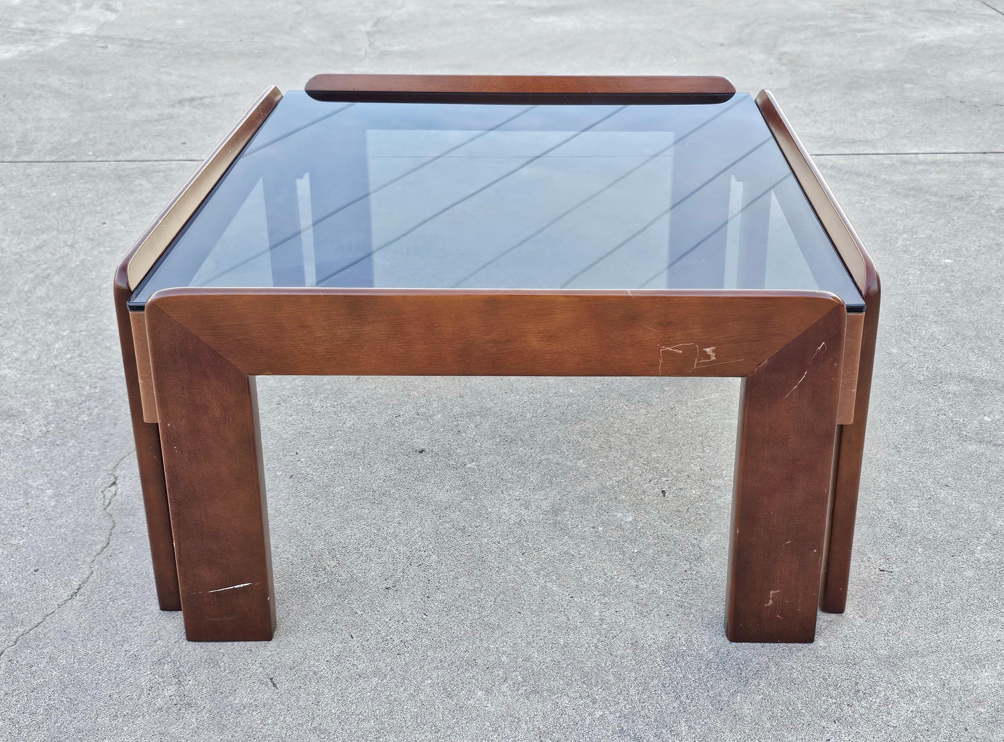 Smoked Glass MCM Coffee Table in Walnut and Smoke Glass by Afra and Tobia Scarpa, Italy 1960s For Sale