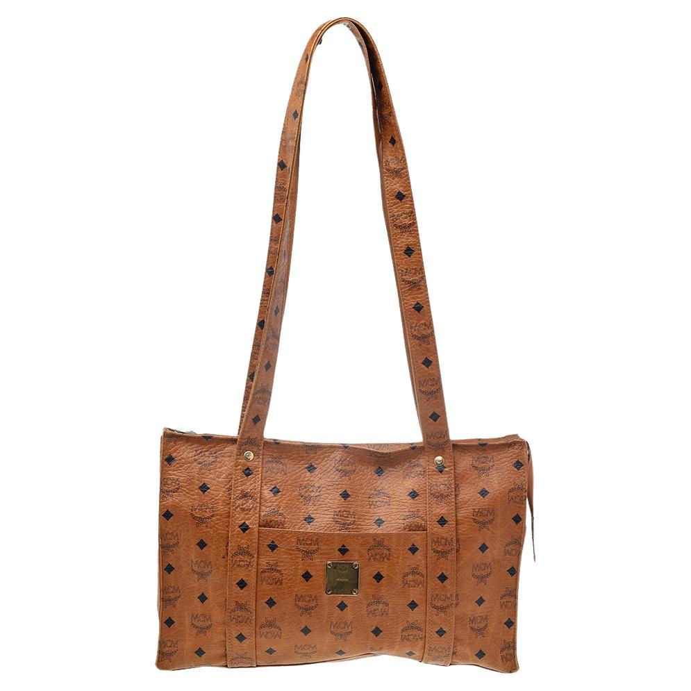 MCM - Fourre-tout en toile enduite cognac Visetos Heritage avec fermeture éclair sur le dessus