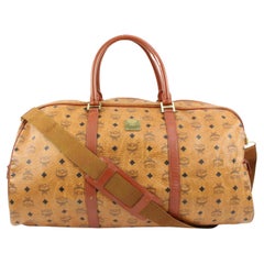 MCM Cognac Monogramm Visetos Boston Duffle Bag mit Riemen 33m223s